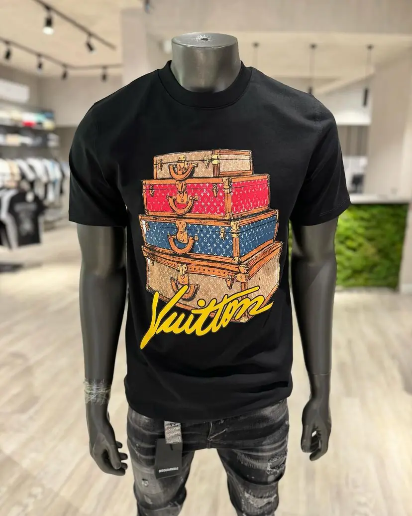 Louis Vuitton 4 Suitcase Logo Tişört