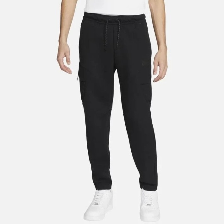 Sportswear Tech Fleece Utility Erkek Siyah Eşofman Altı