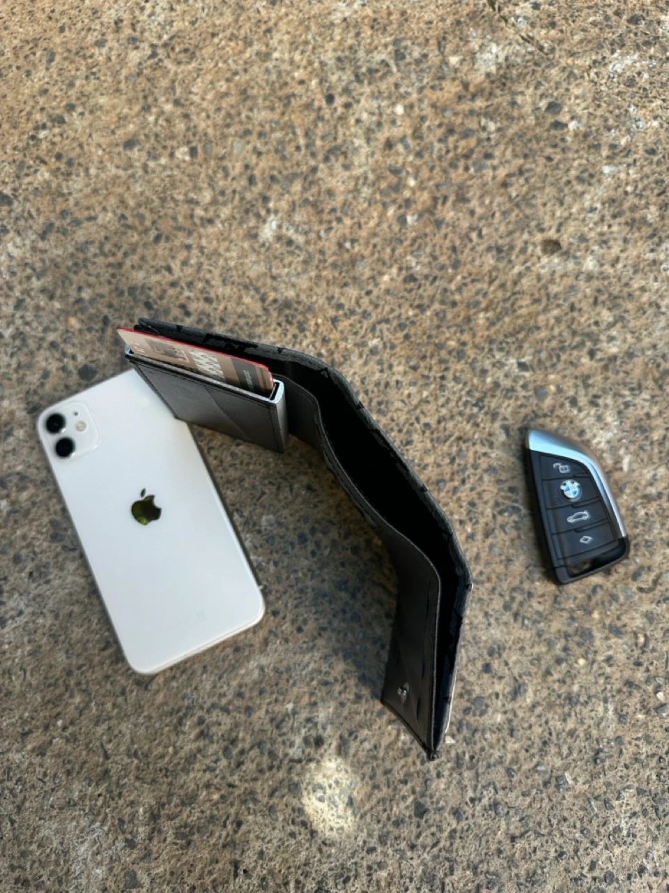 LV Monogram Deri Mekanizmalı Cüzdan