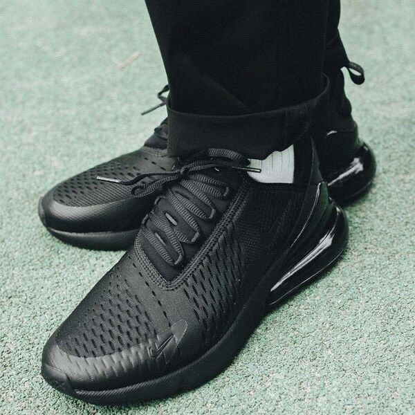 Air Max 270
