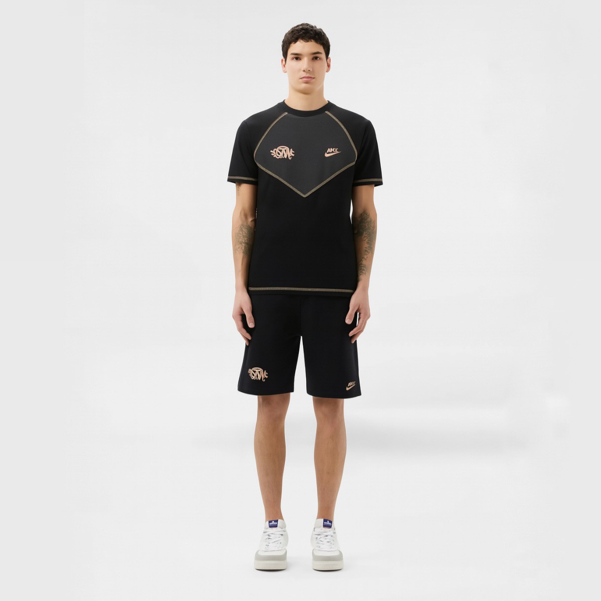 Nike x Syna Tech Yazlık Takım