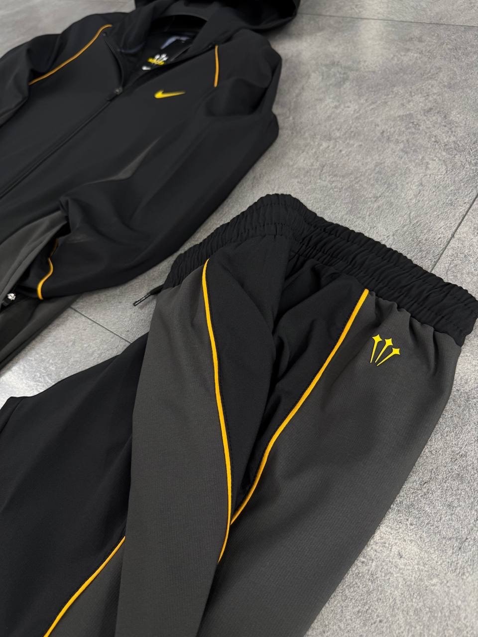 Nocta Woven Yellow Strike Eşofman Takımı