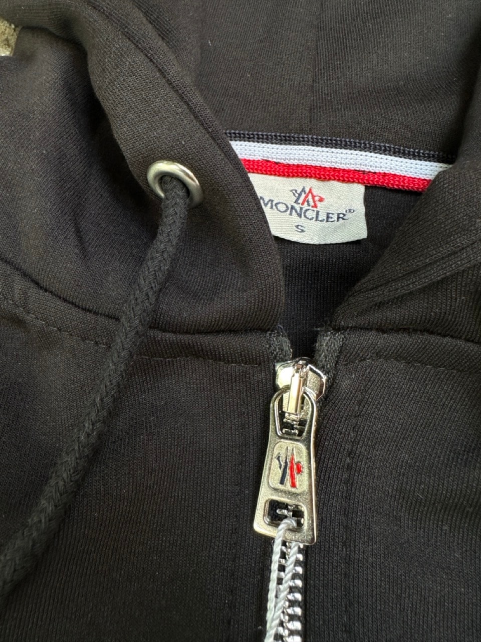 Kapüşonlu Logo Detaylı Sweatshirt