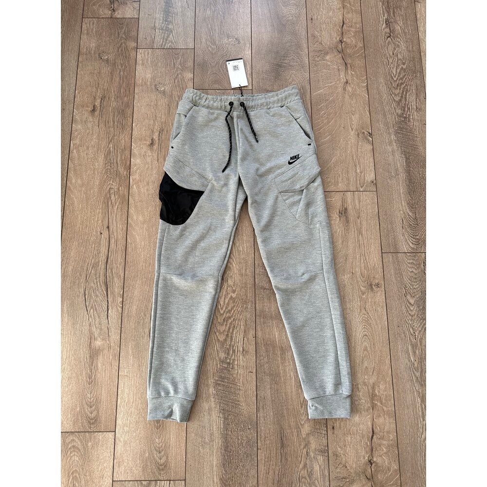 Sportswear Tech Fleece Utility Erkek Gri Eşofman Altı