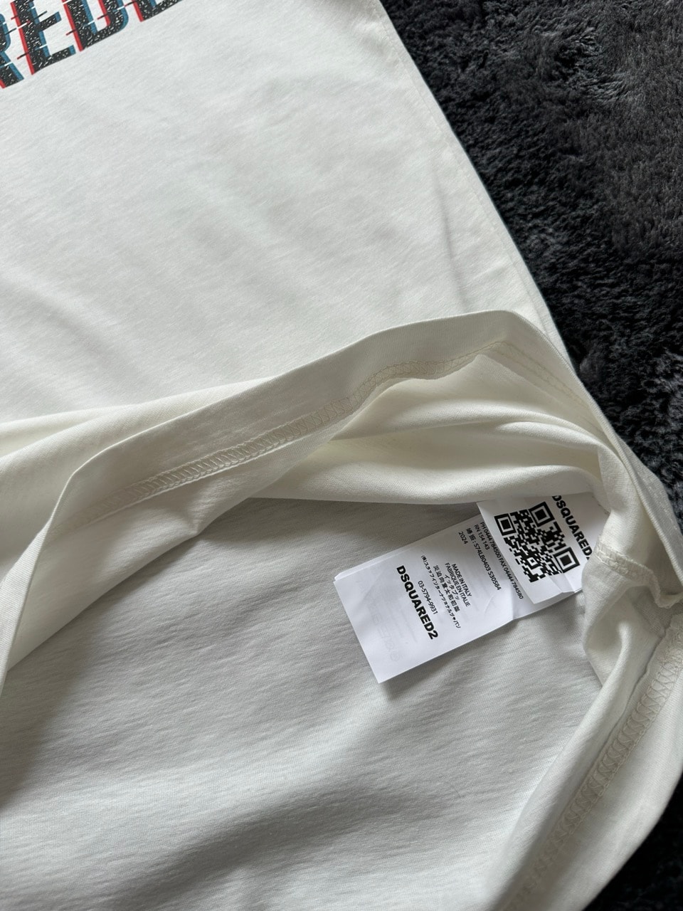 Blurry Logo Classic Fit T-Shirt