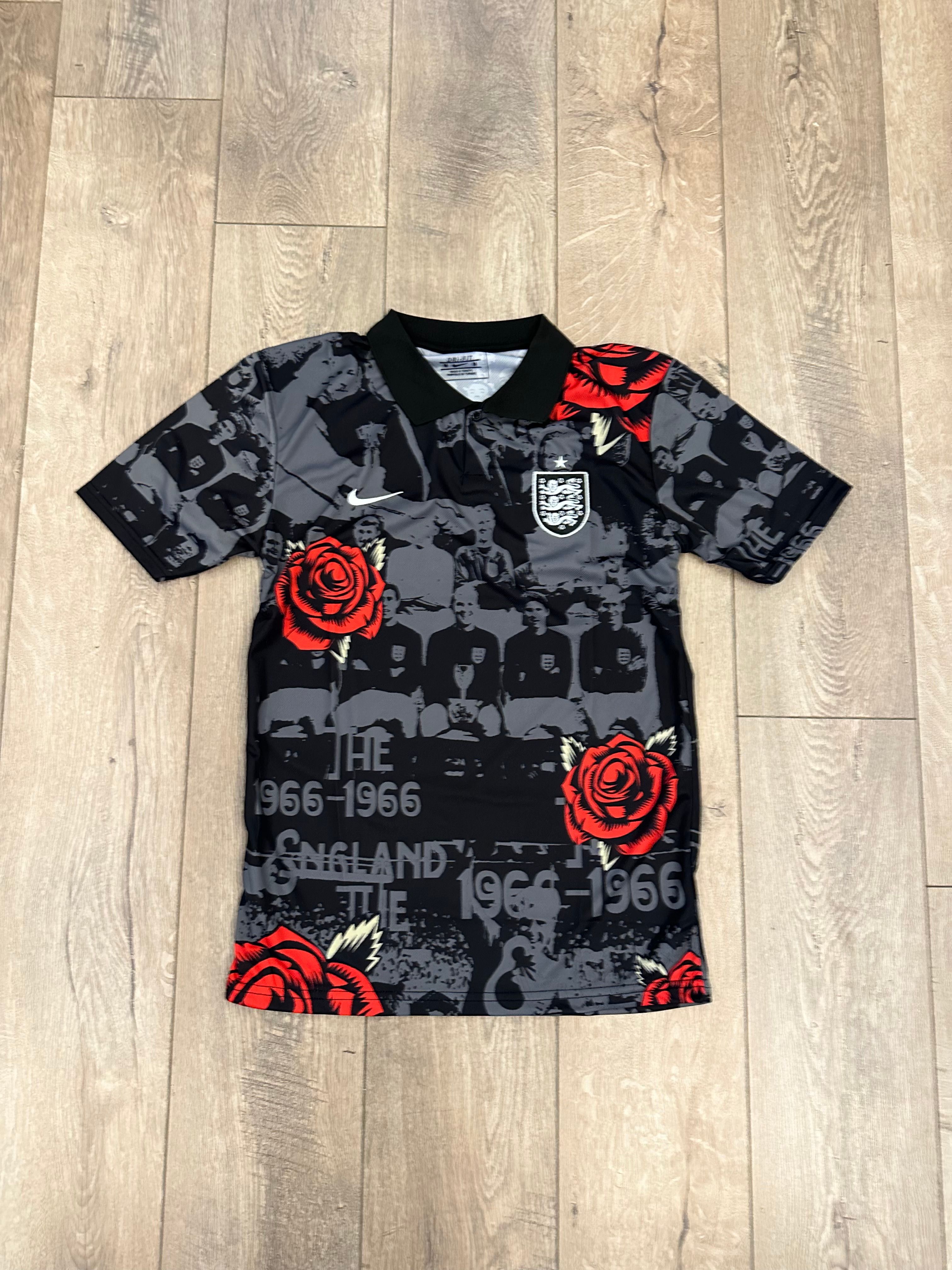 İngiltere Red Rose Kraliyet Forması