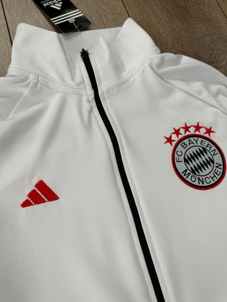Bayern Münih Training Eşofman Takımı White/Black/Red
