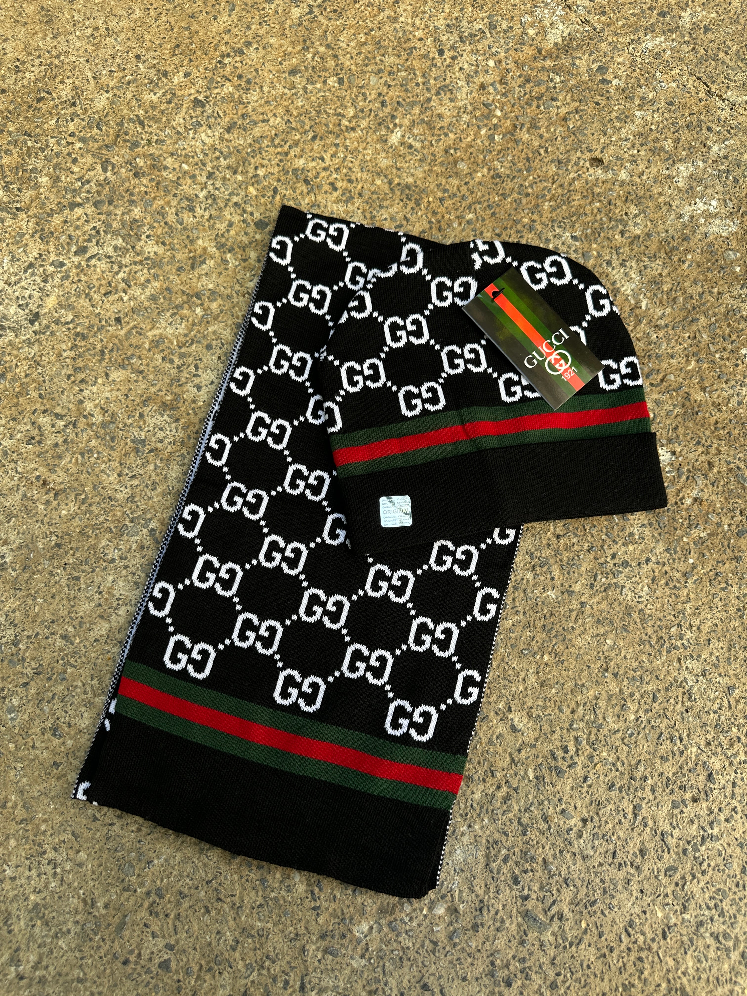 GG Monogram Desenli Atkı ve Bere Seti