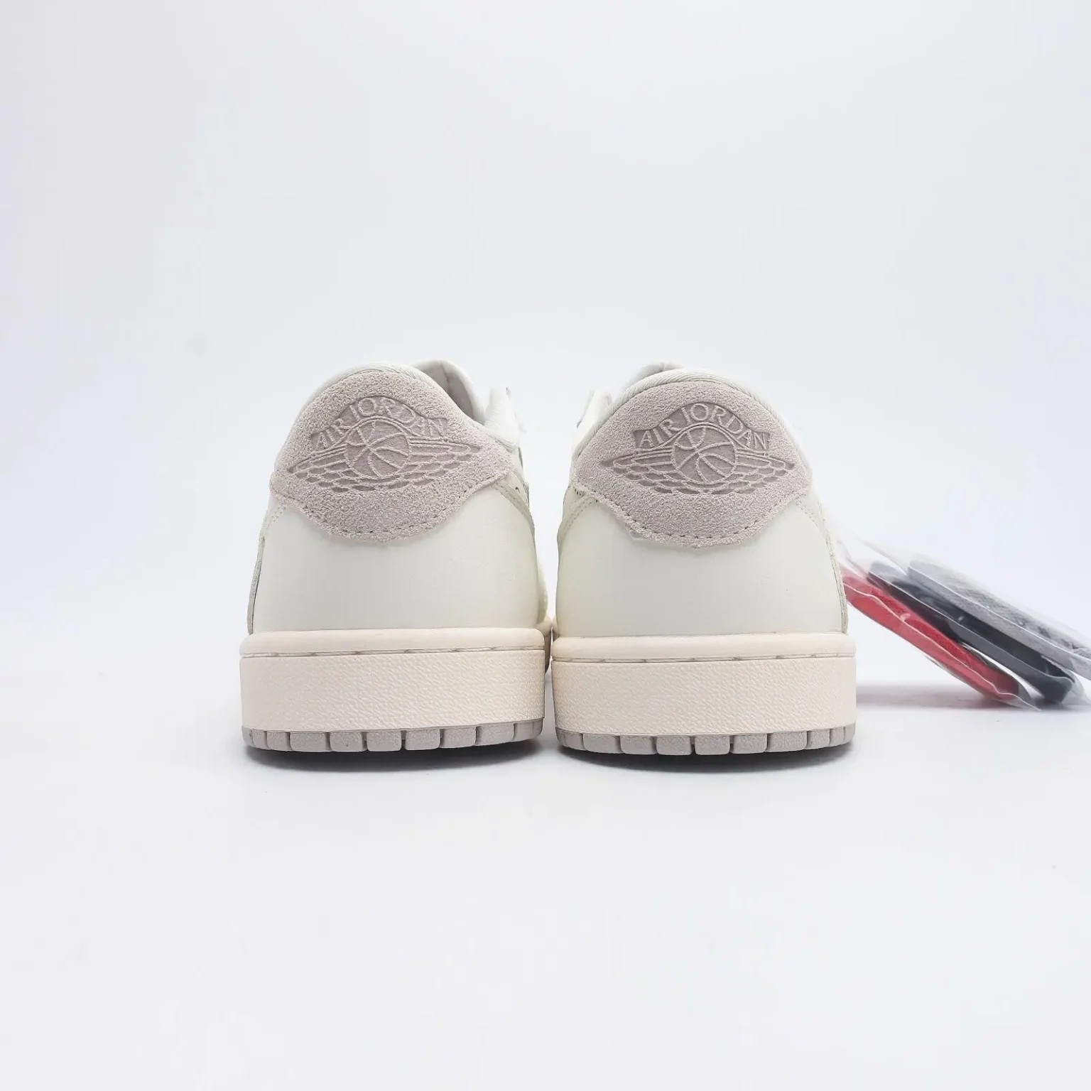 Air Jordan 1 Retro Low OG SP x Travis Scott White/Green Toe
