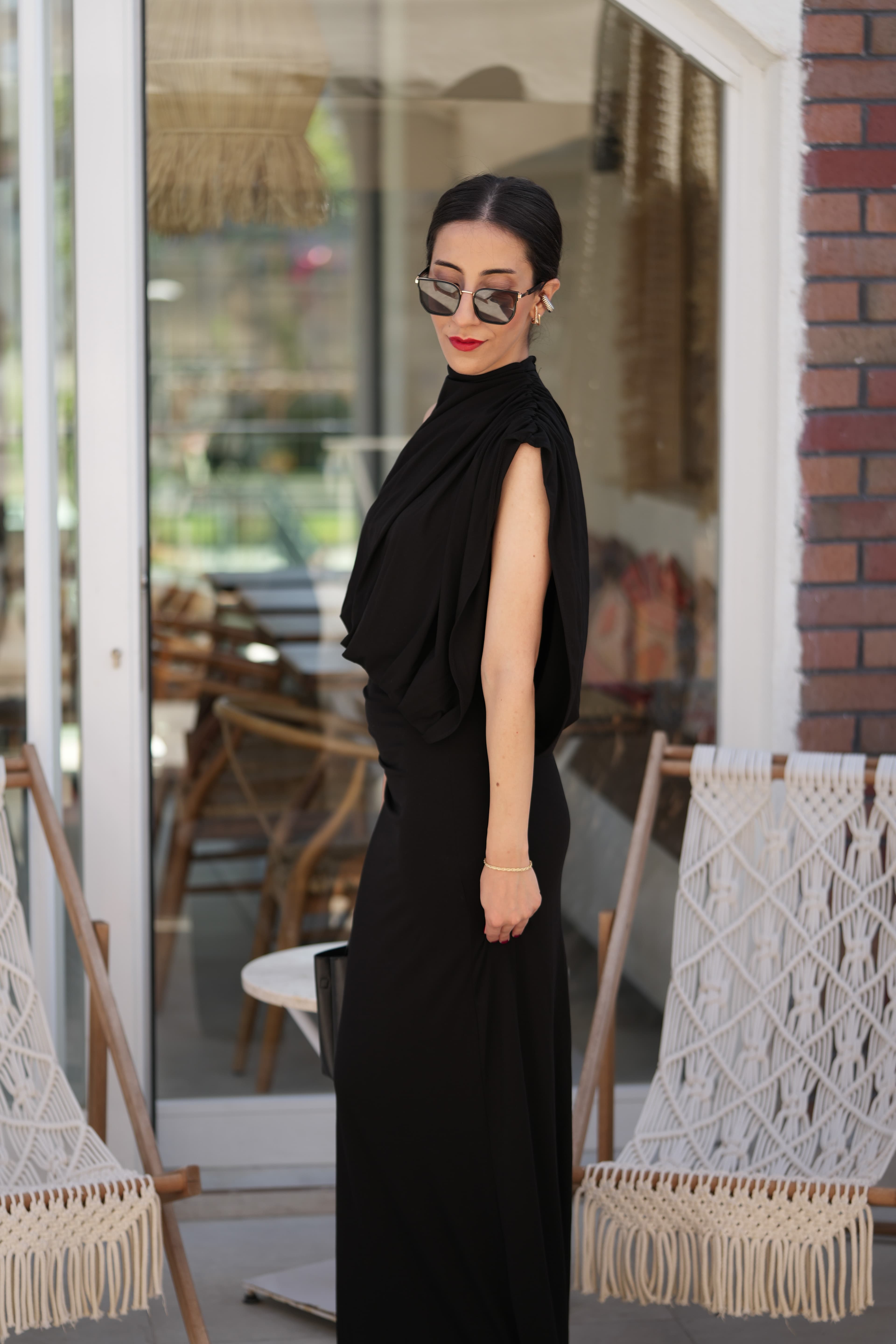 Tek Omuz Siyah Maxi Elbise