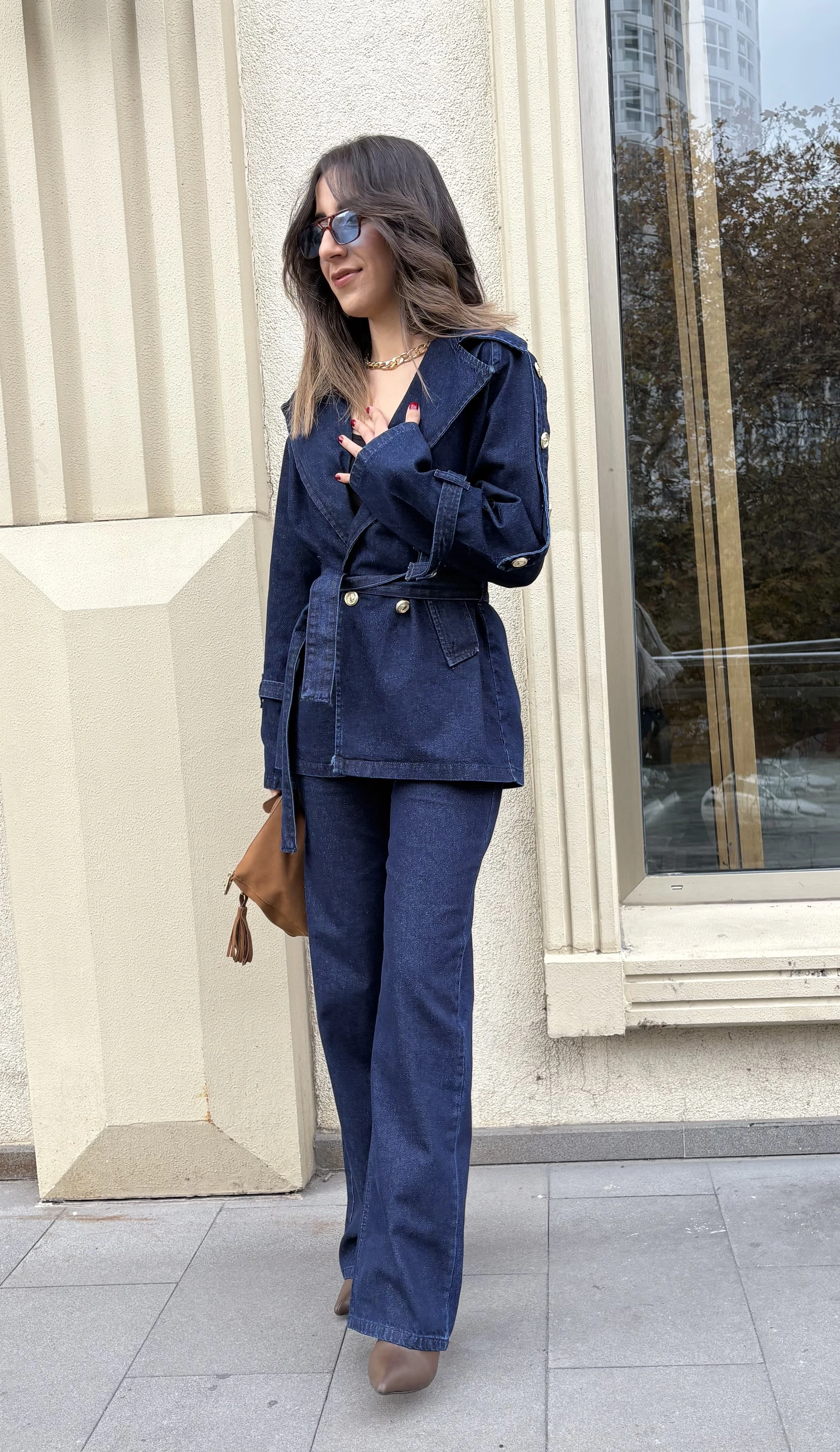 Gold Düğmeli Kuşaklı Mavi Denim Takım