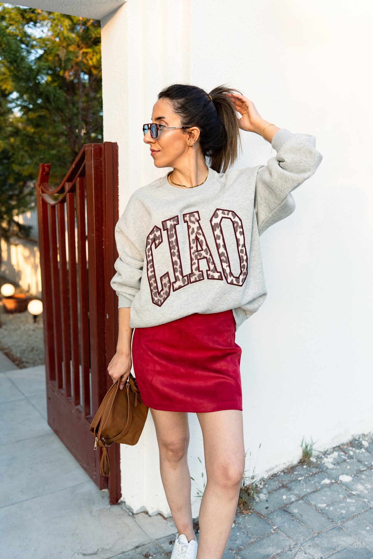 Yazı Detay Şardonlu Sweatshirt