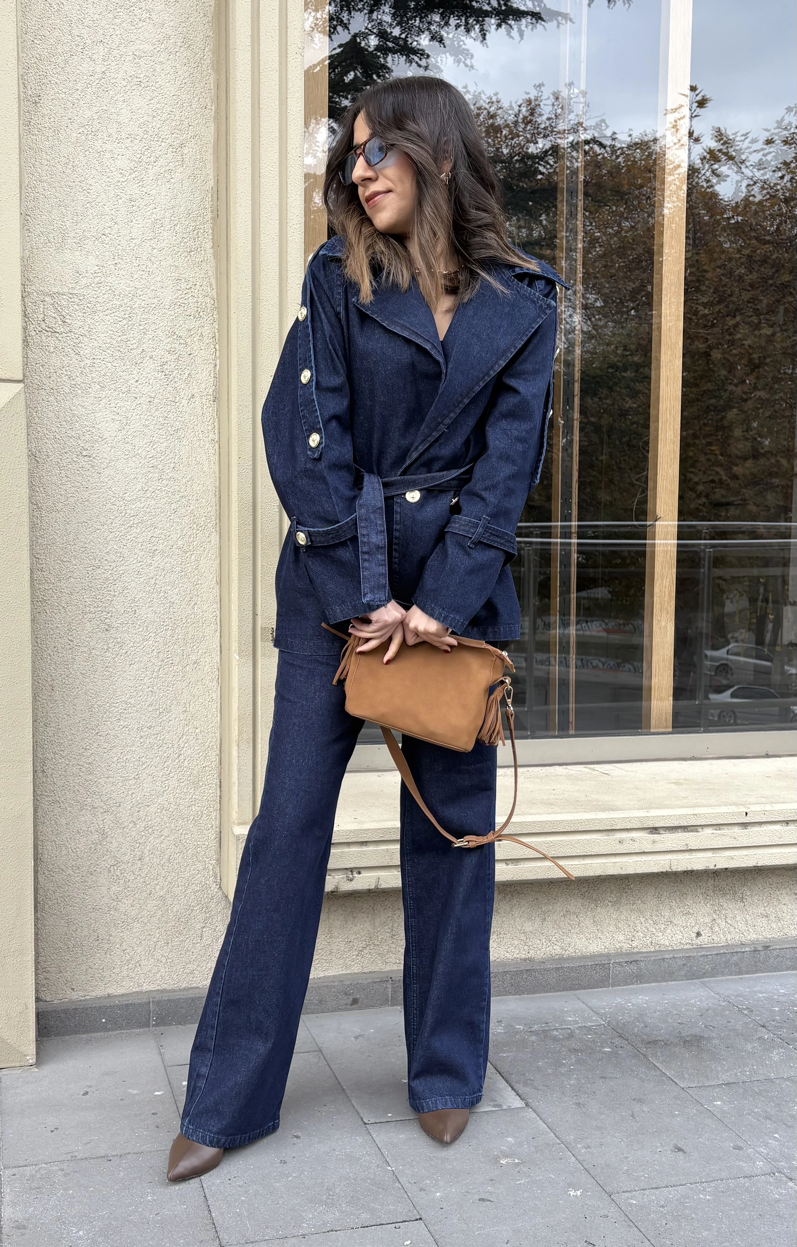 Gold Düğmeli Kuşaklı Mavi Denim Takım