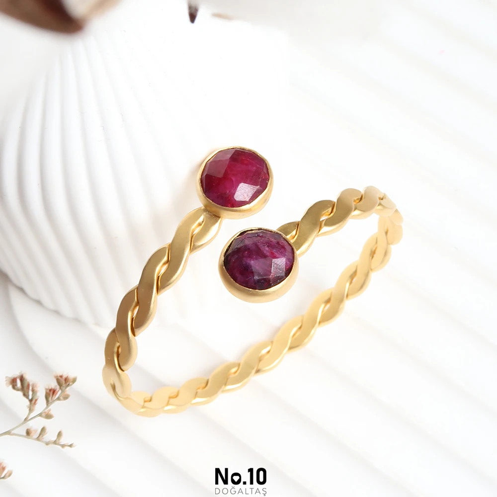 Yakut Doğal Taşlı Mat Altın Kaplama Bileklik