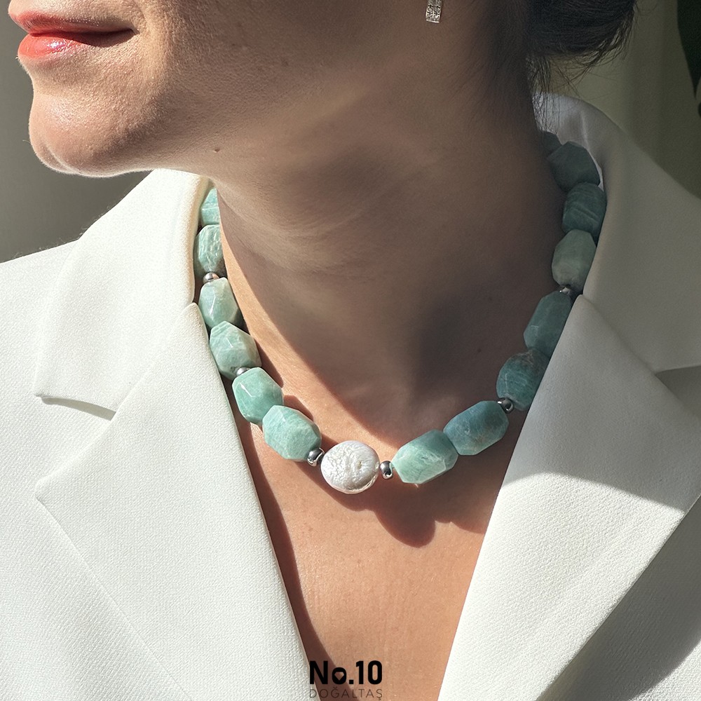 Chloe Necklace