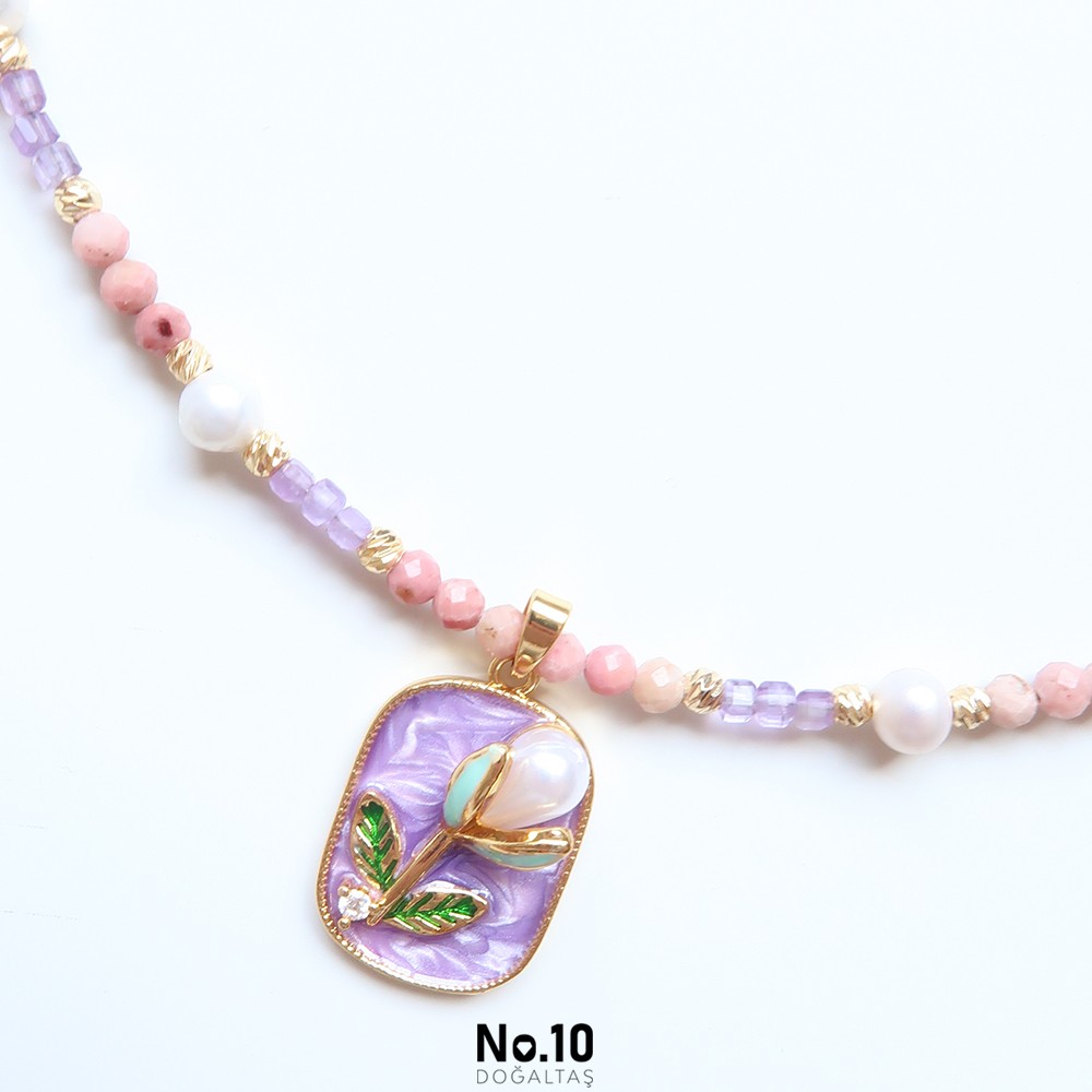 LiLi Necklace