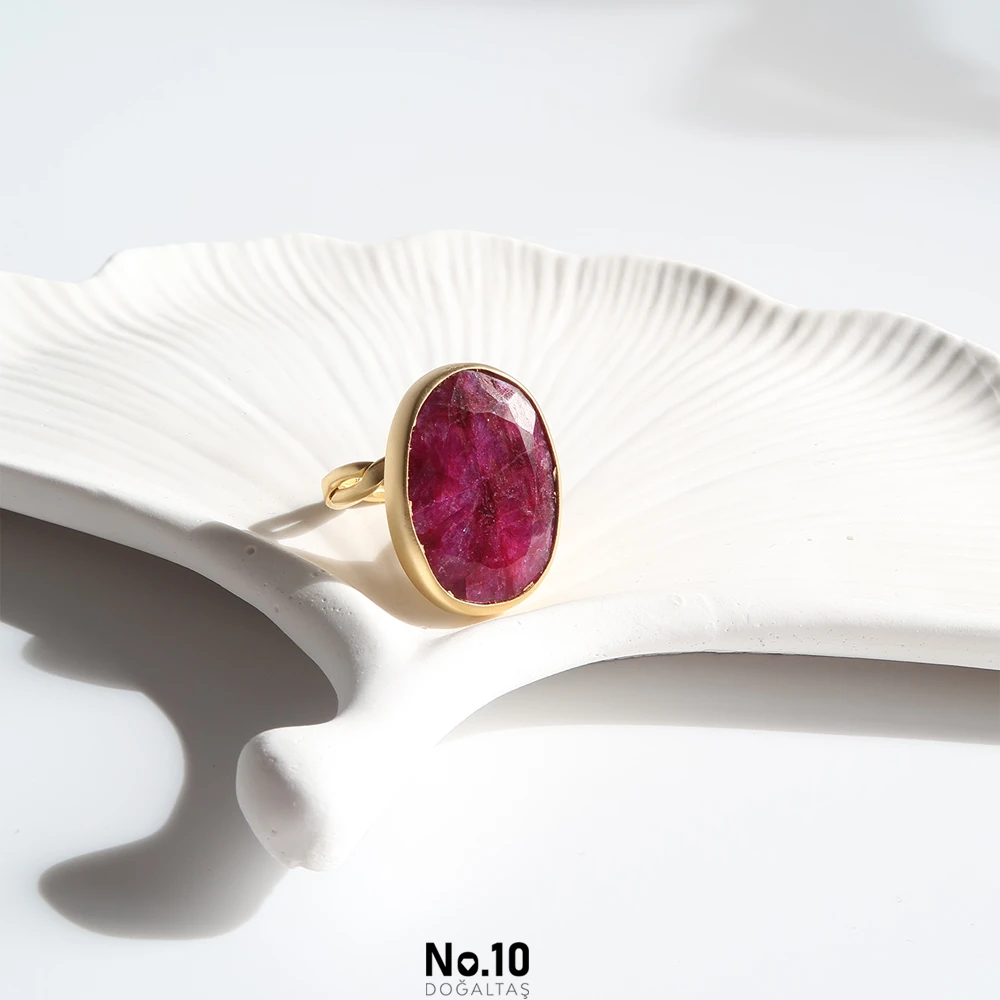 Yakut Doğal Taşlı Yüzük (İri Boy)