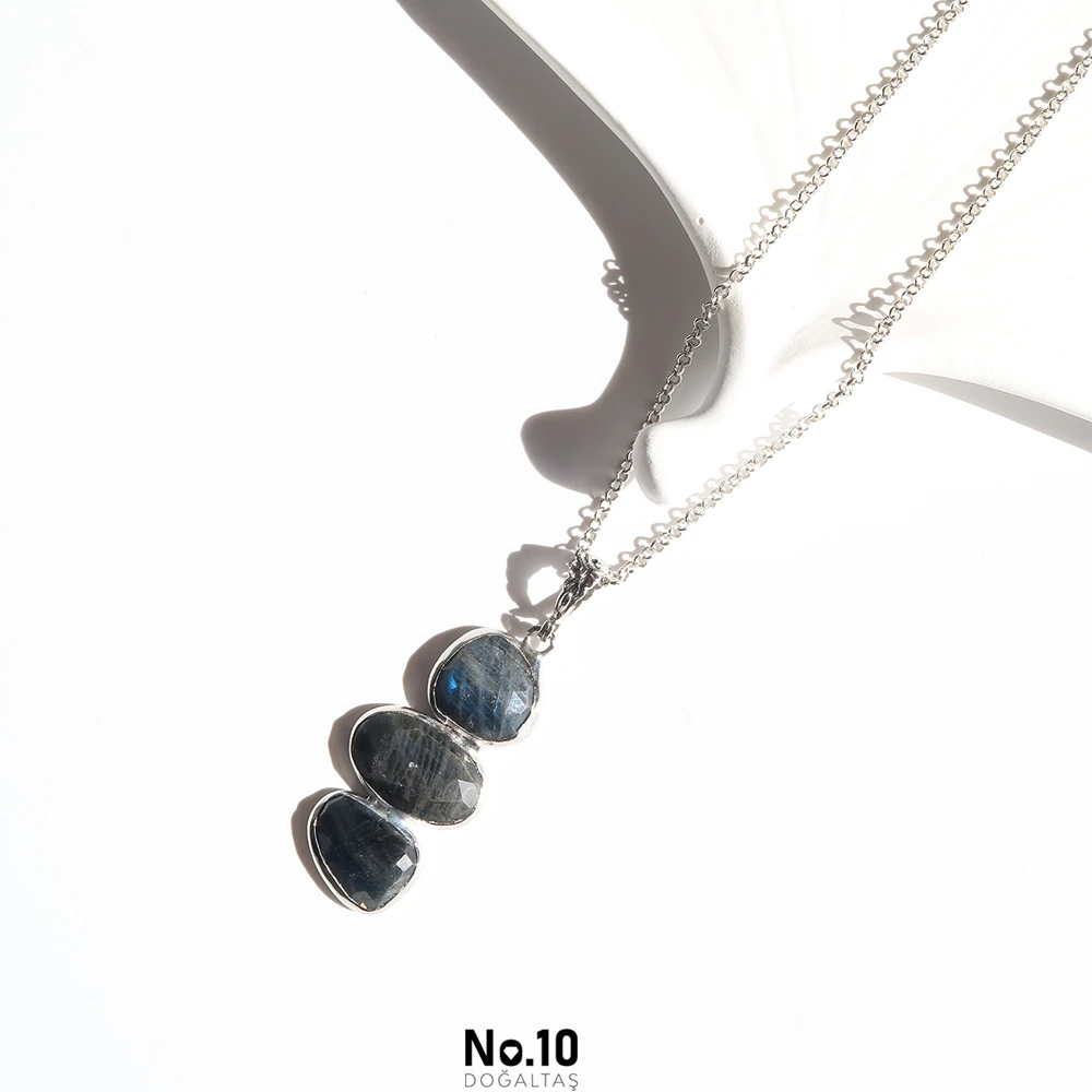 Labradorit Doğal Taşlı Kolye Ucu (Zinciri Hediye)