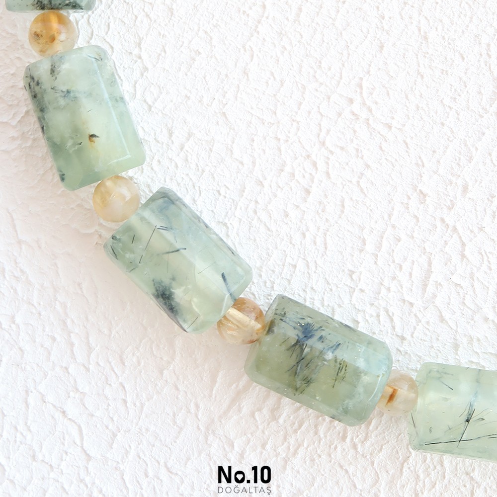 Nola Necklace