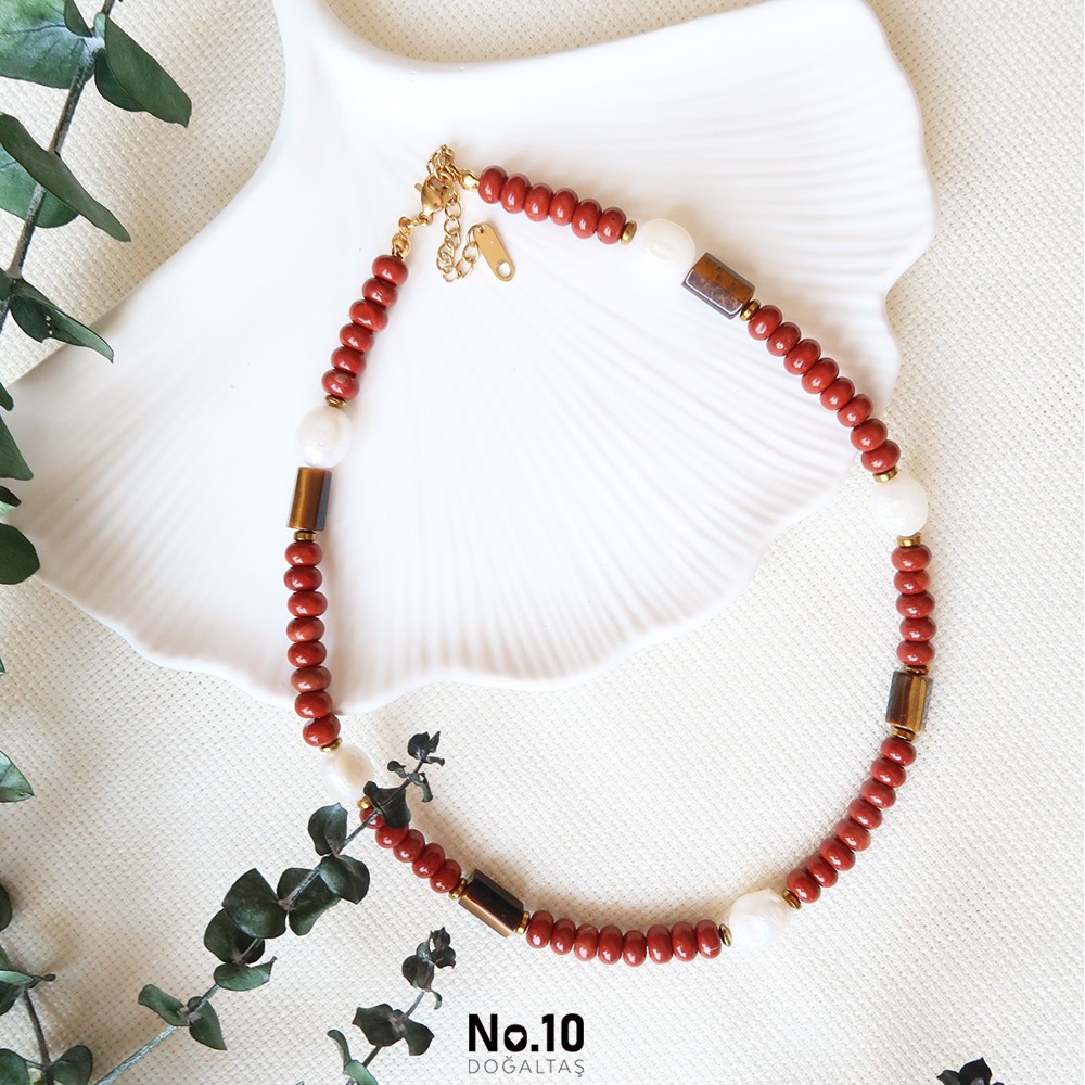 Perla Rojo Necklace