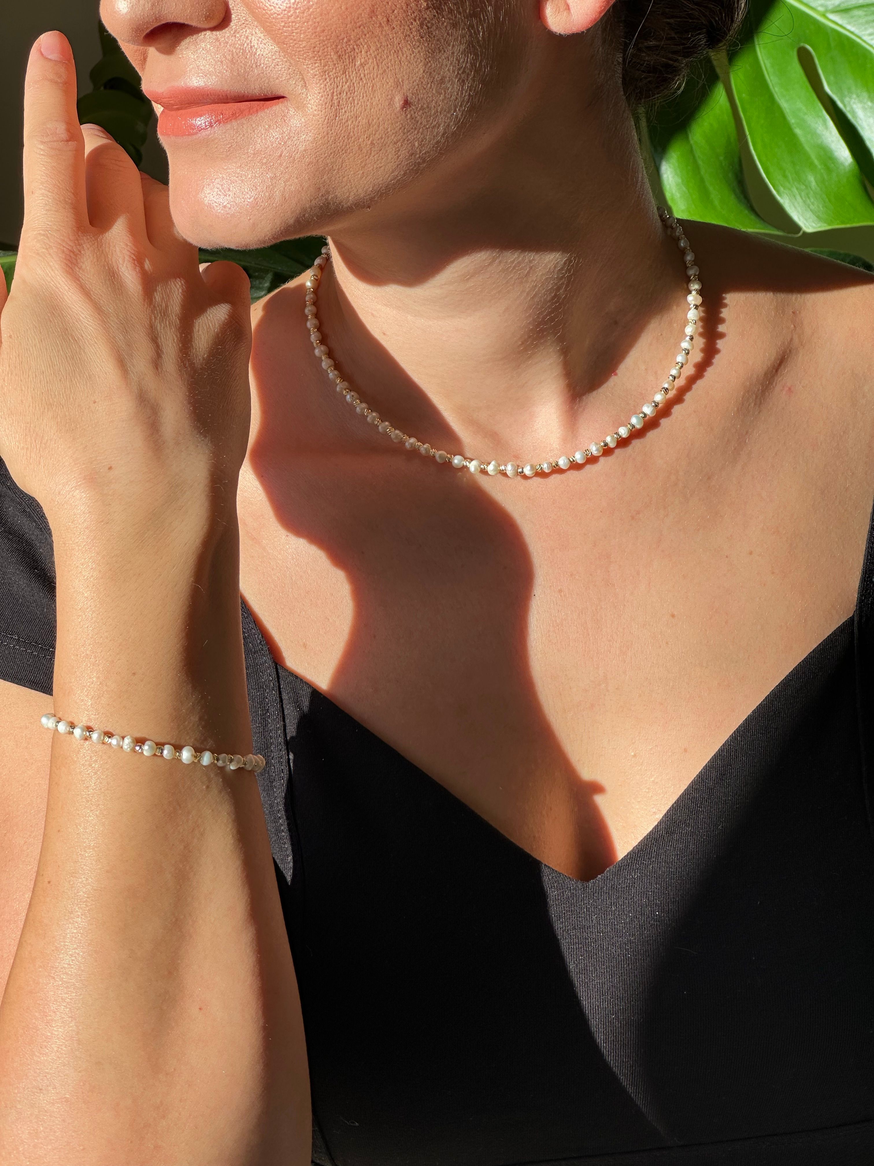 La Perle Necklace (Bilekliği Hediye)