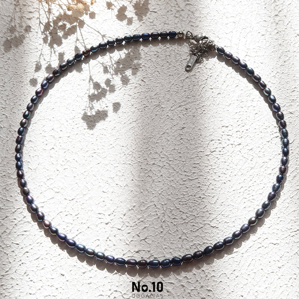 Midnight Pearl Necklace