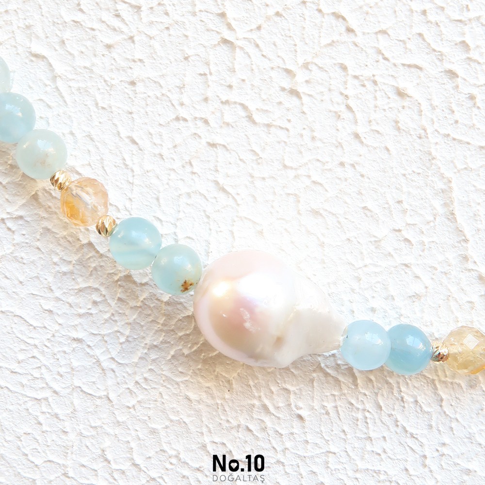 Calira Necklace 