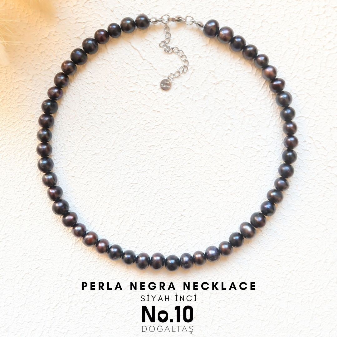 Perla Negra Necklace (Siyah İnci)