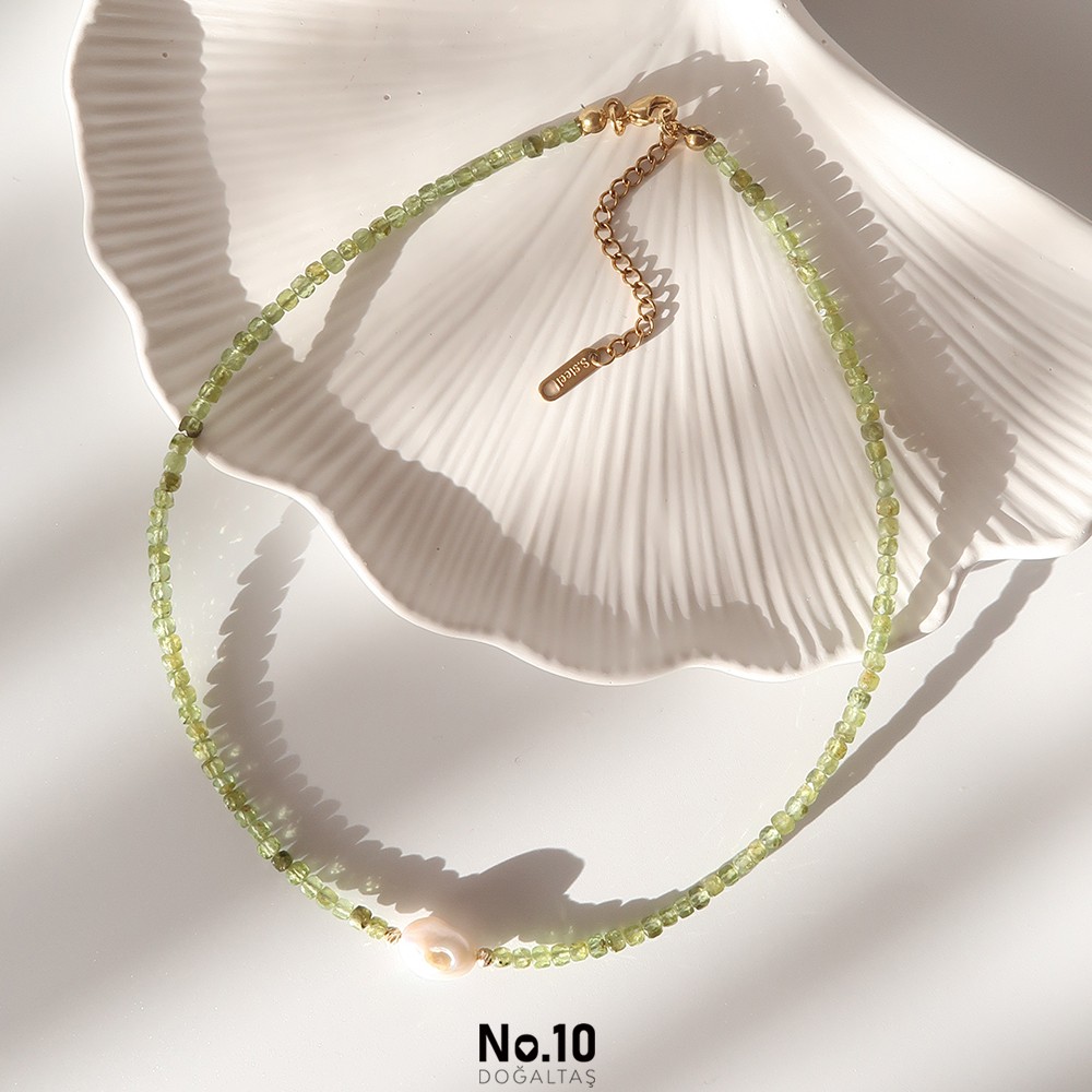 Valeria Necklace (Peridot Taşı)