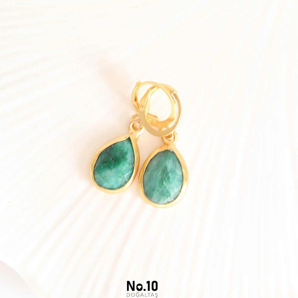 Zümrüt Doğal Taşlı Küpe