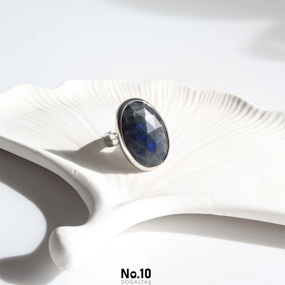Labradorit Doğal Taşlı Yüzük (İri Boy)