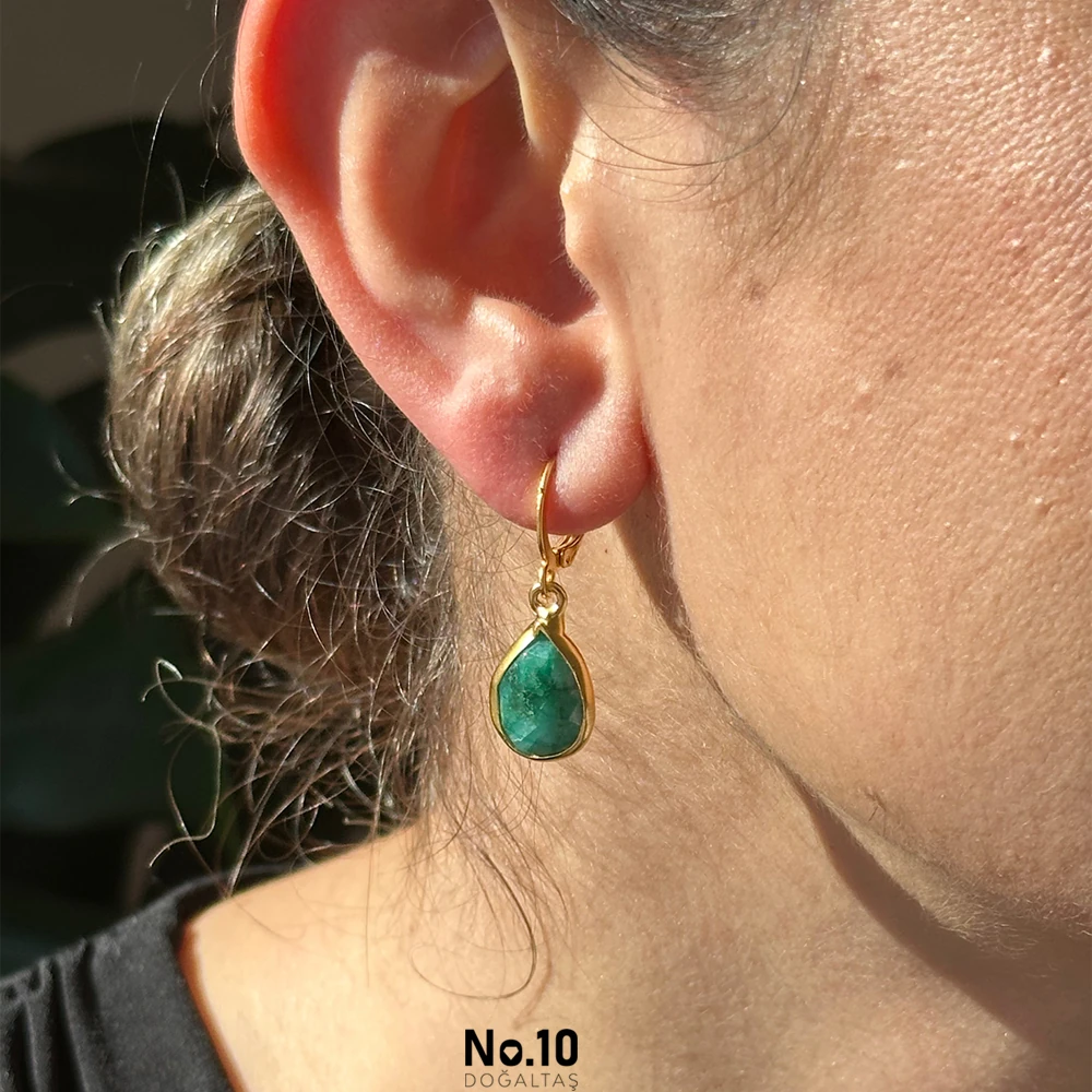 Zümrüt Doğal Taşlı Küpe