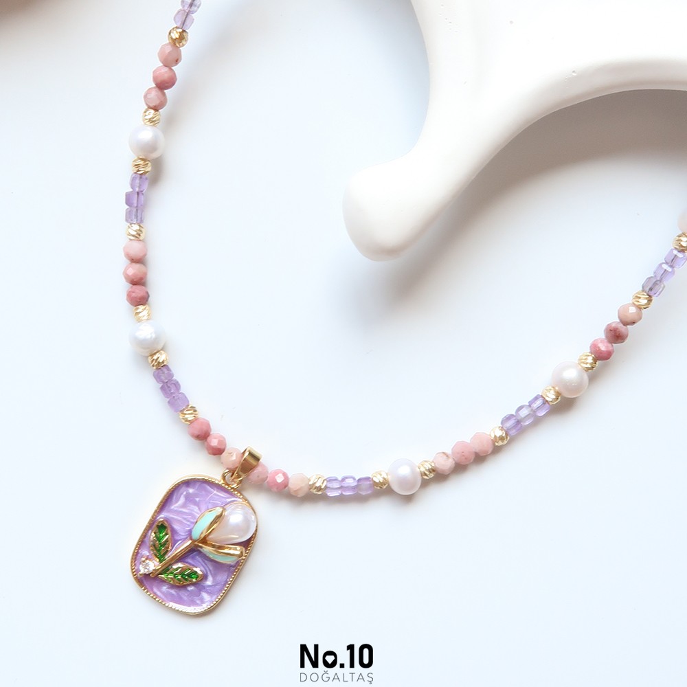 LiLi Necklace