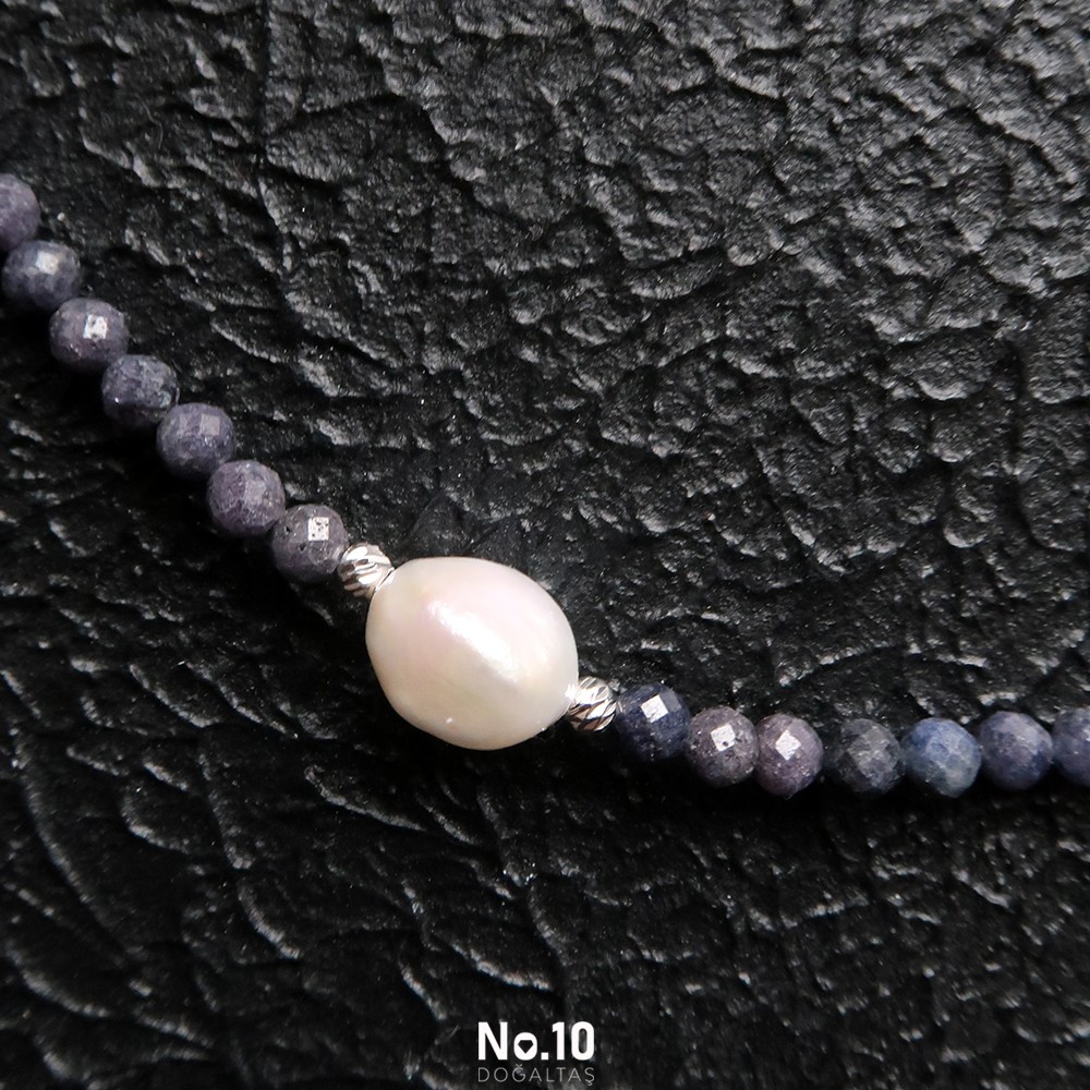 Luna Necklace (Safir Taşı)