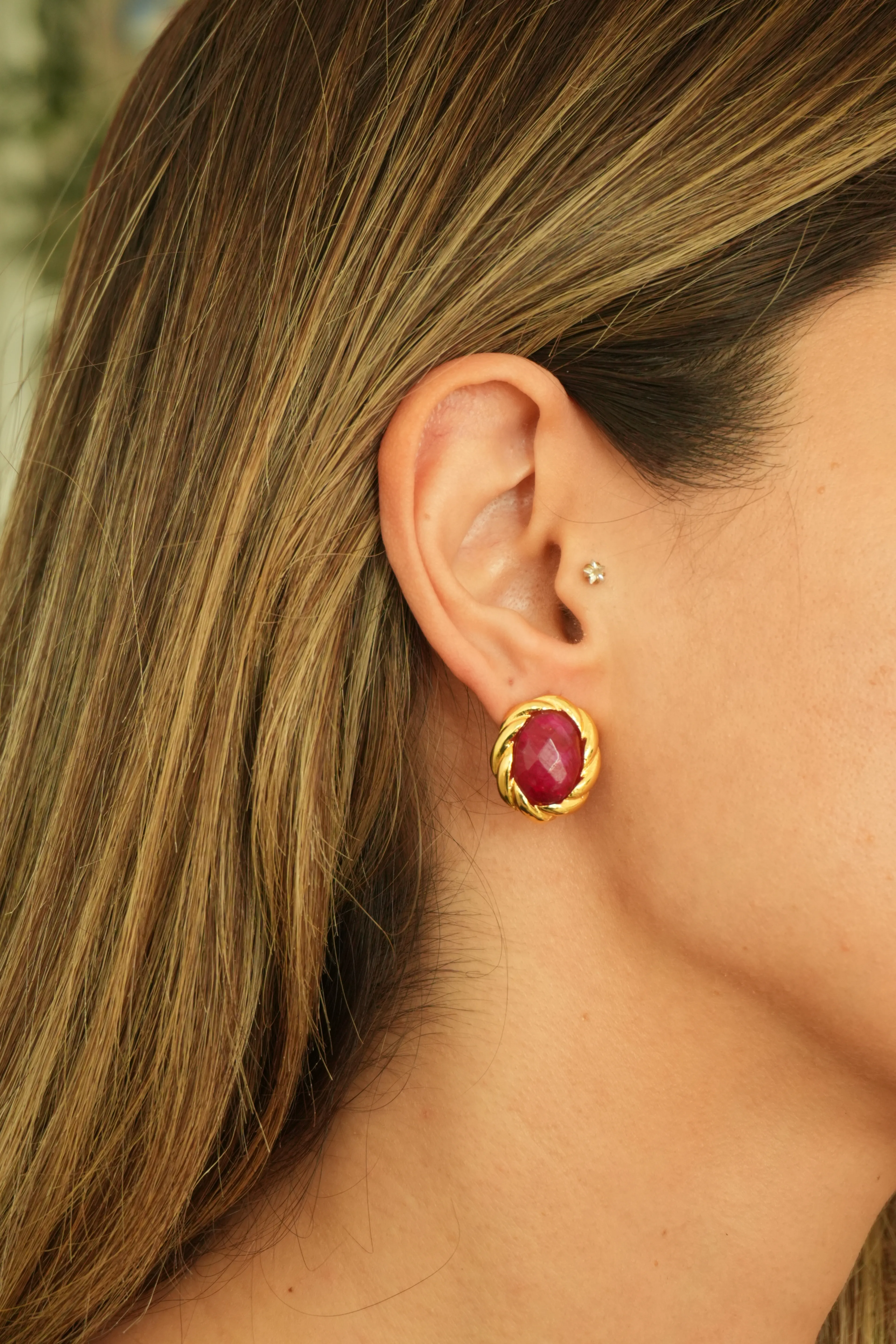 Luna Shell Sedef Doğal Taş Küpe