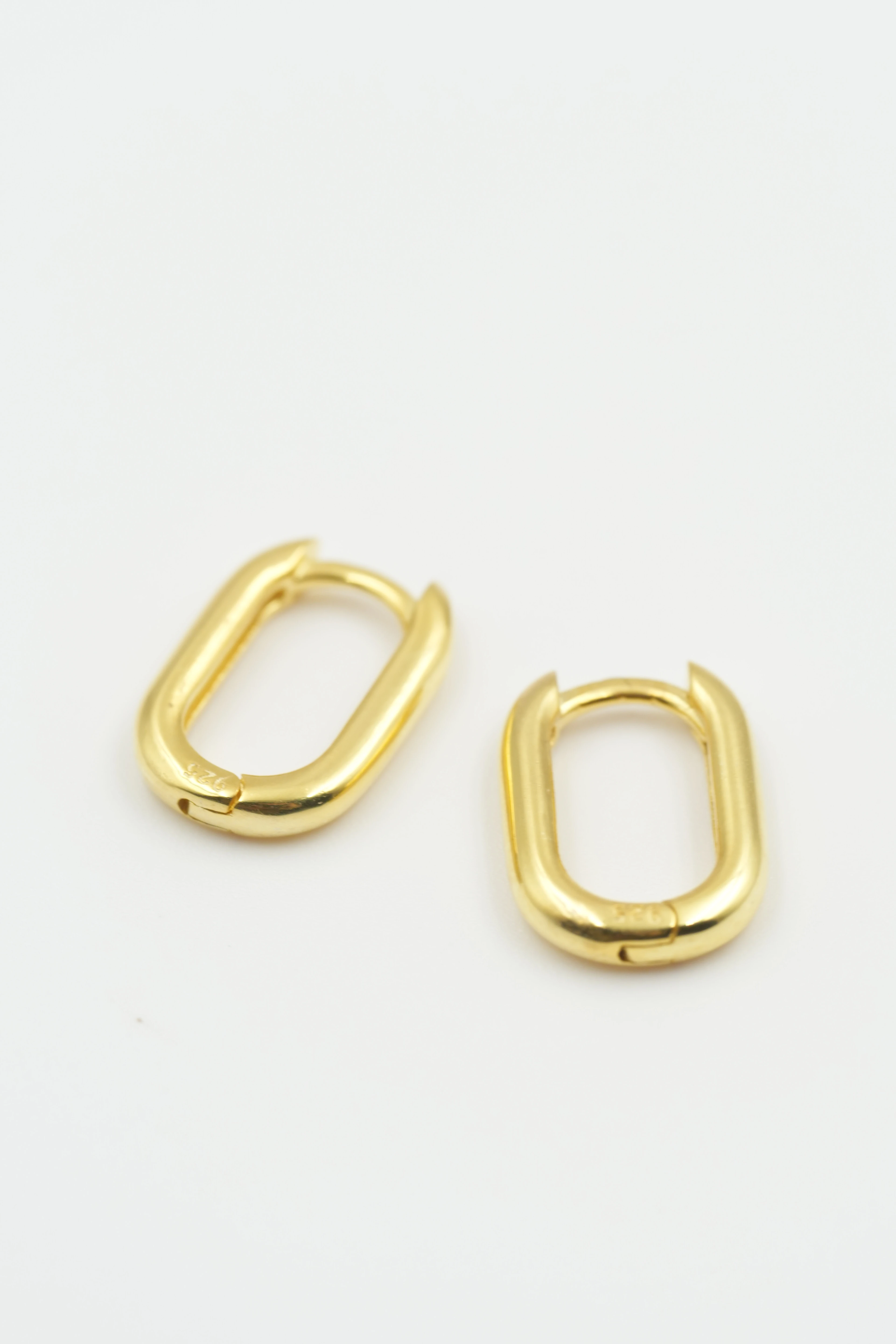 Vaye Uzun Oval Mini Küpe | 925 Ayar Gümüş