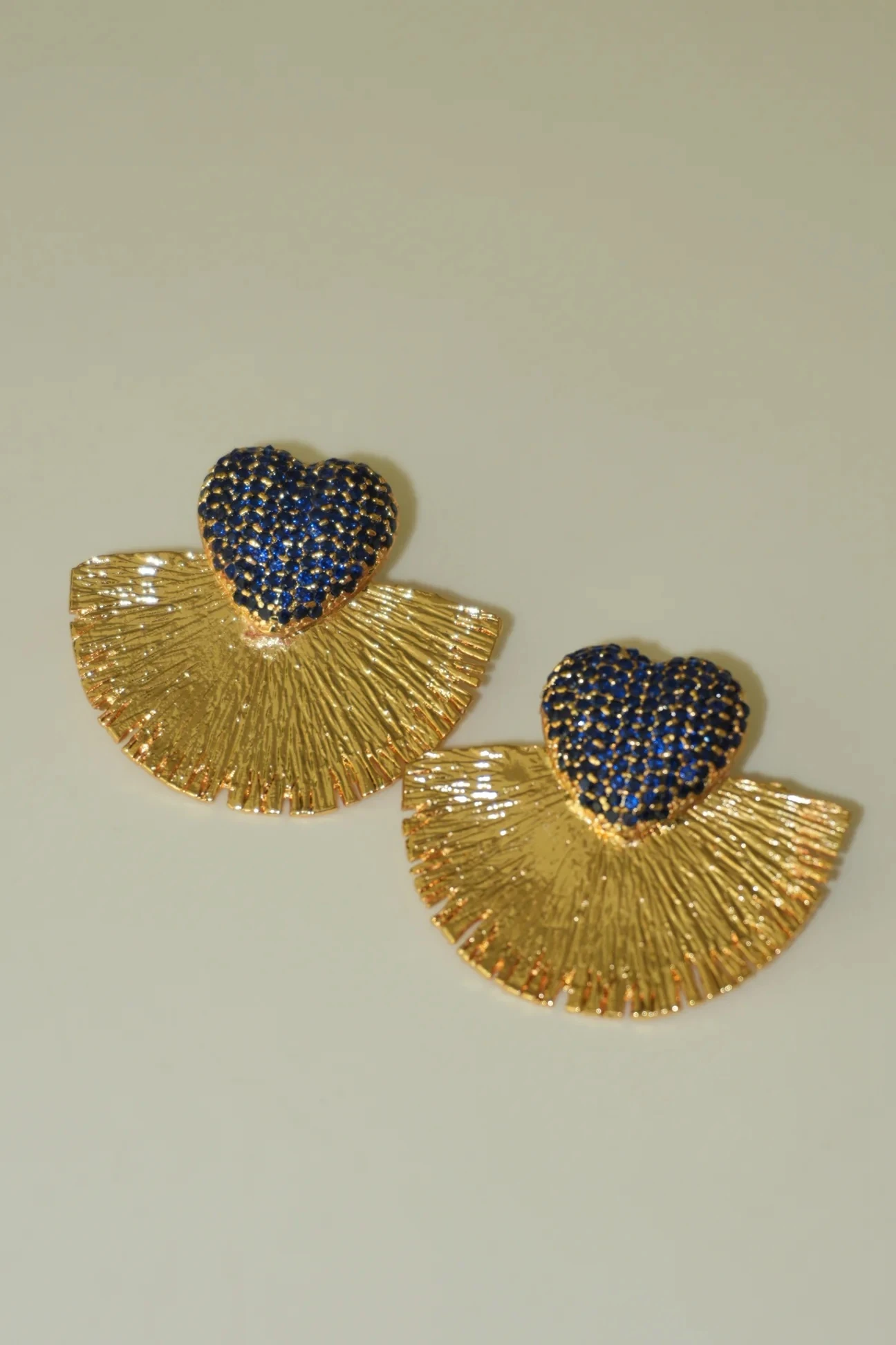 Noline Özel Tasarım Taşlı Küpe