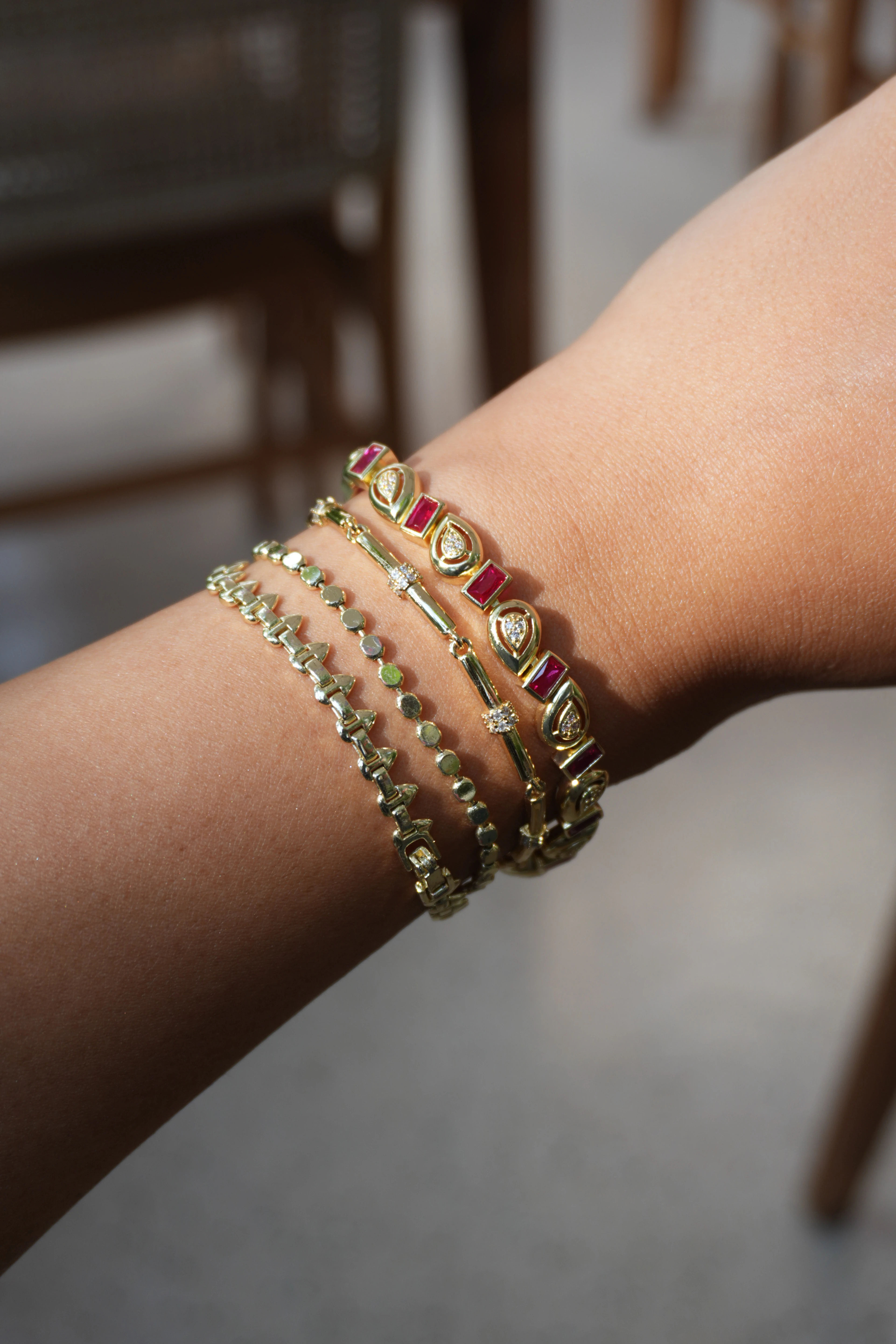 Damla Pembe Taşlı Baget Bileklik | VIP