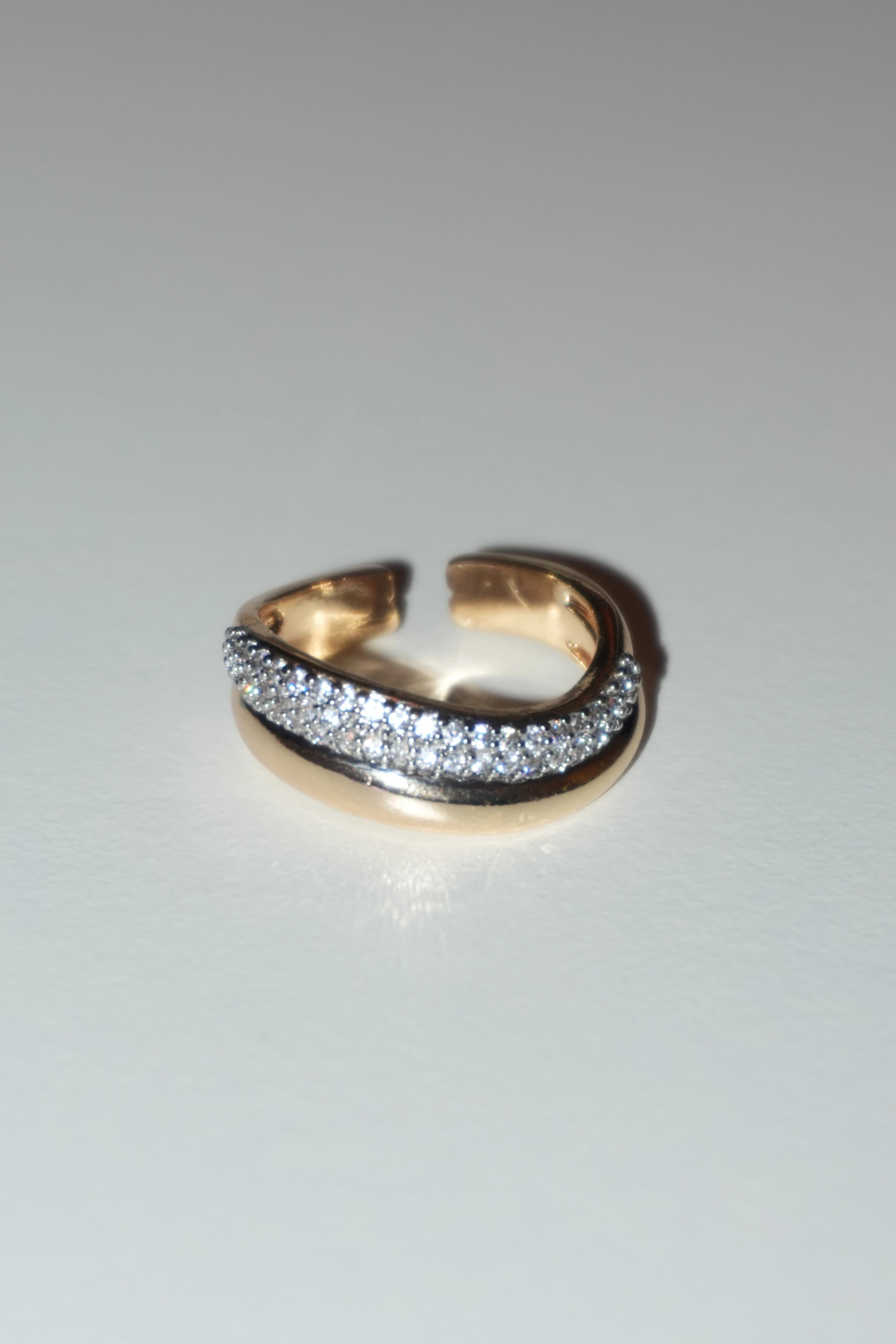 Helix Taşlı Yüzük