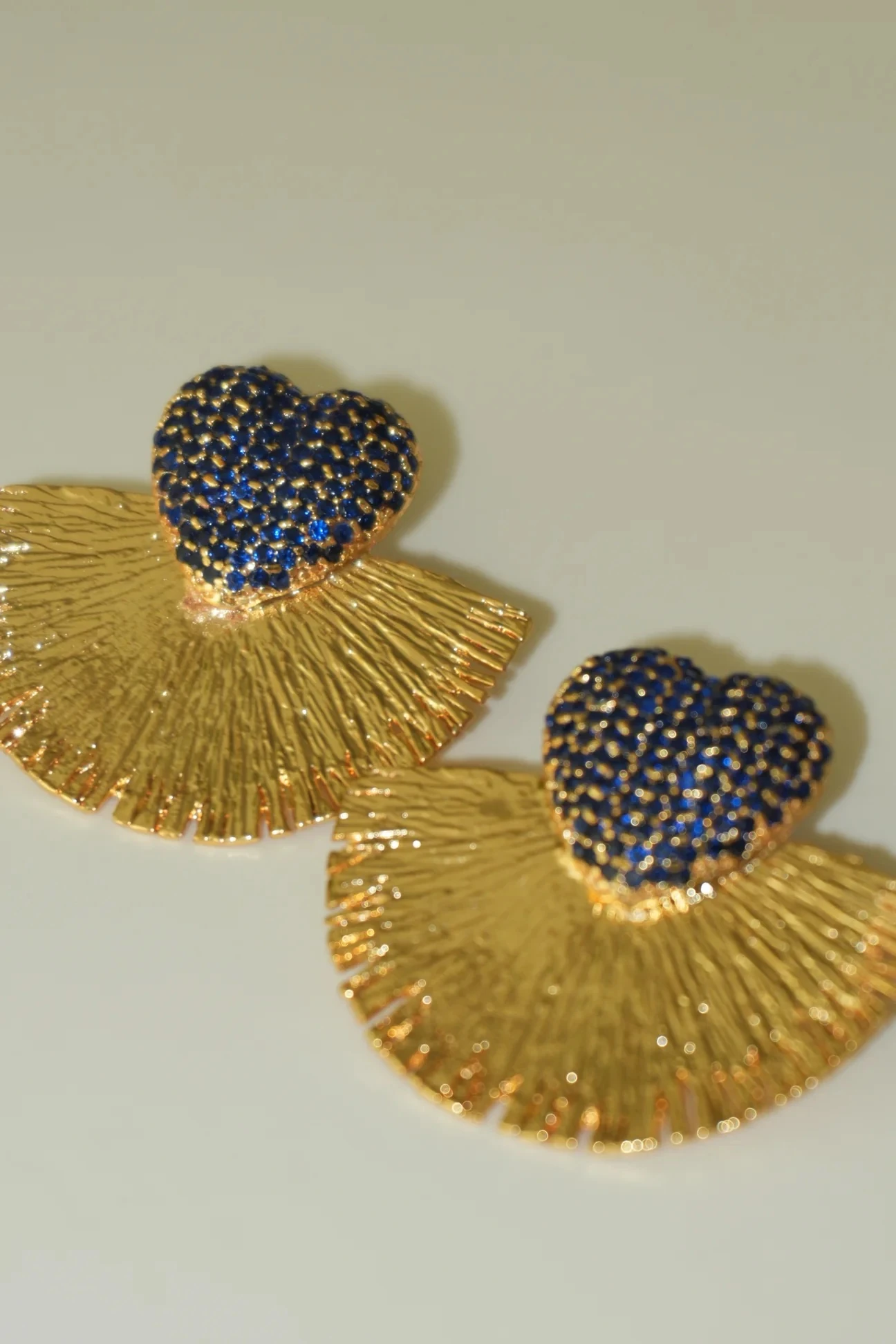 Noline Özel Tasarım Taşlı Küpe