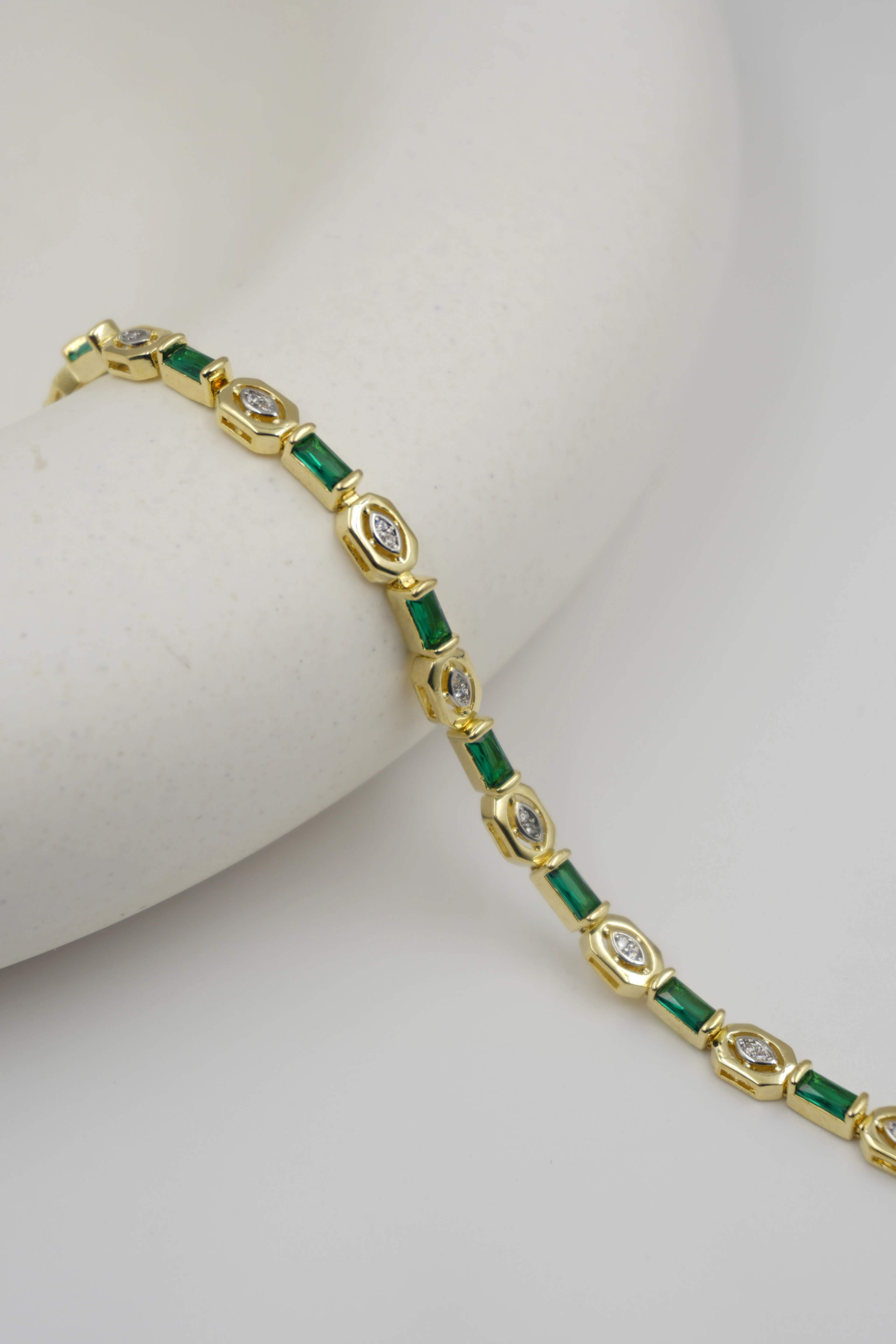 Emerald Glow Baget Bileklik