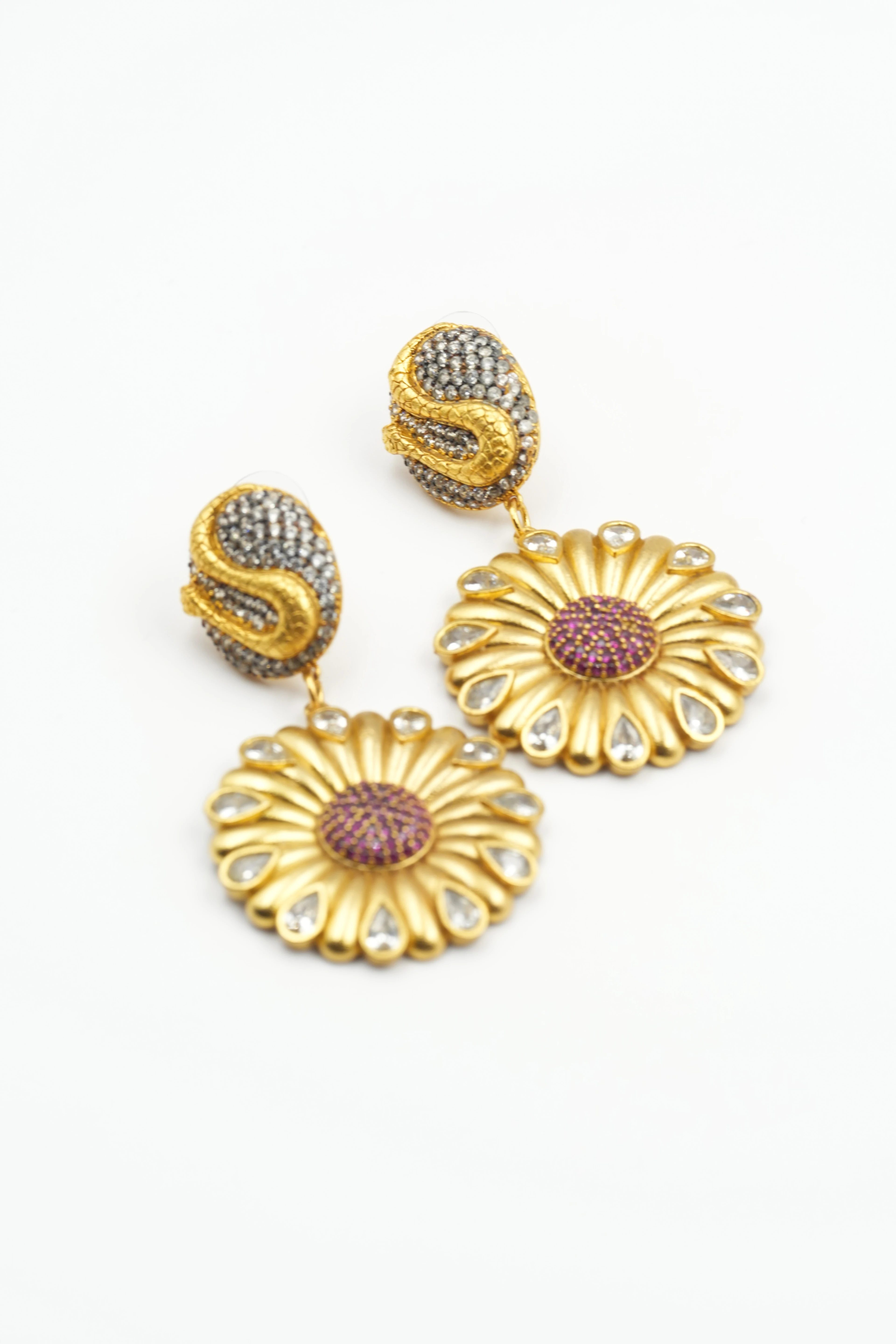 Solenne El Yapımı Küpe Özel Tasarım | VIP