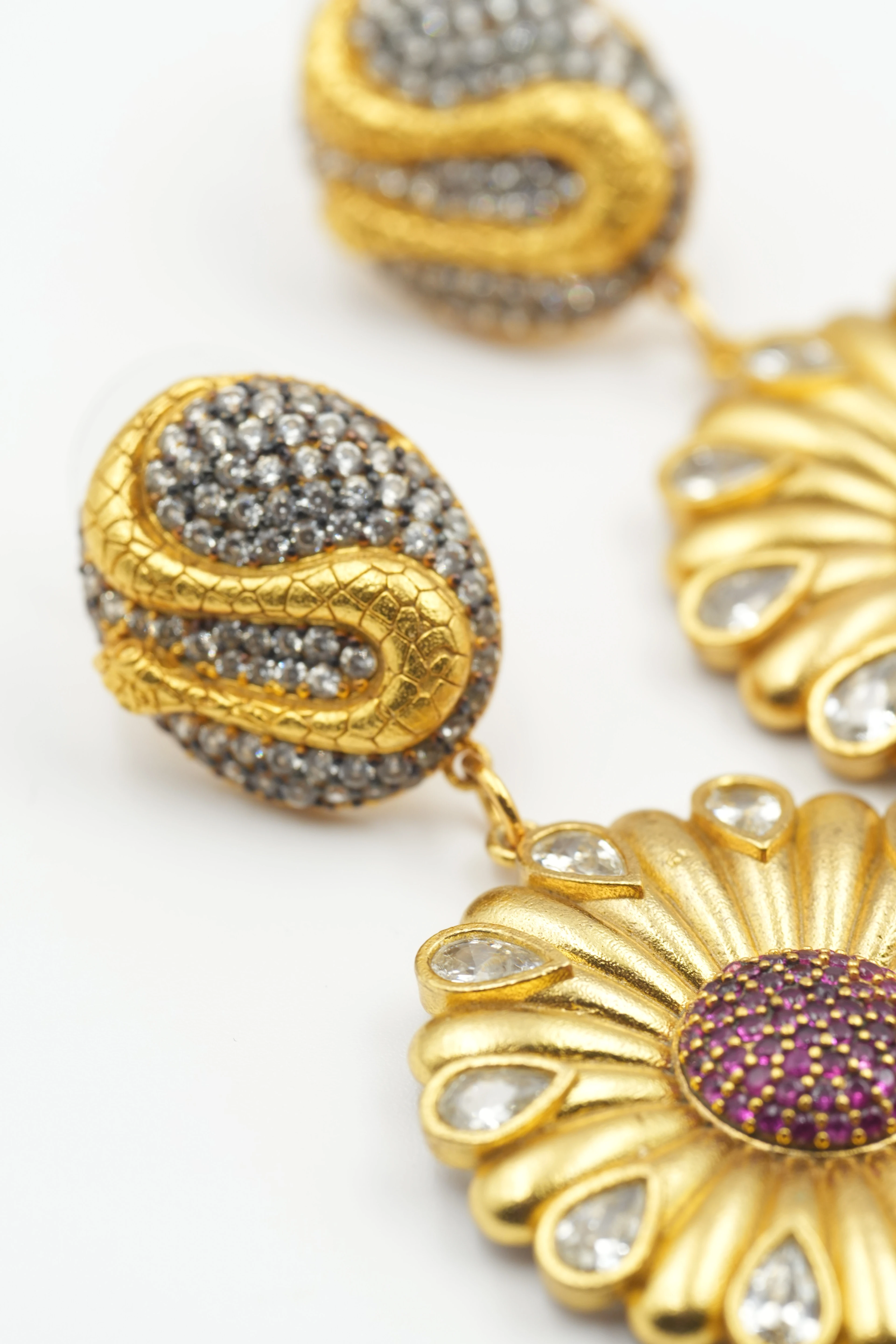 Solenne El Yapımı Küpe Özel Tasarım | VIP