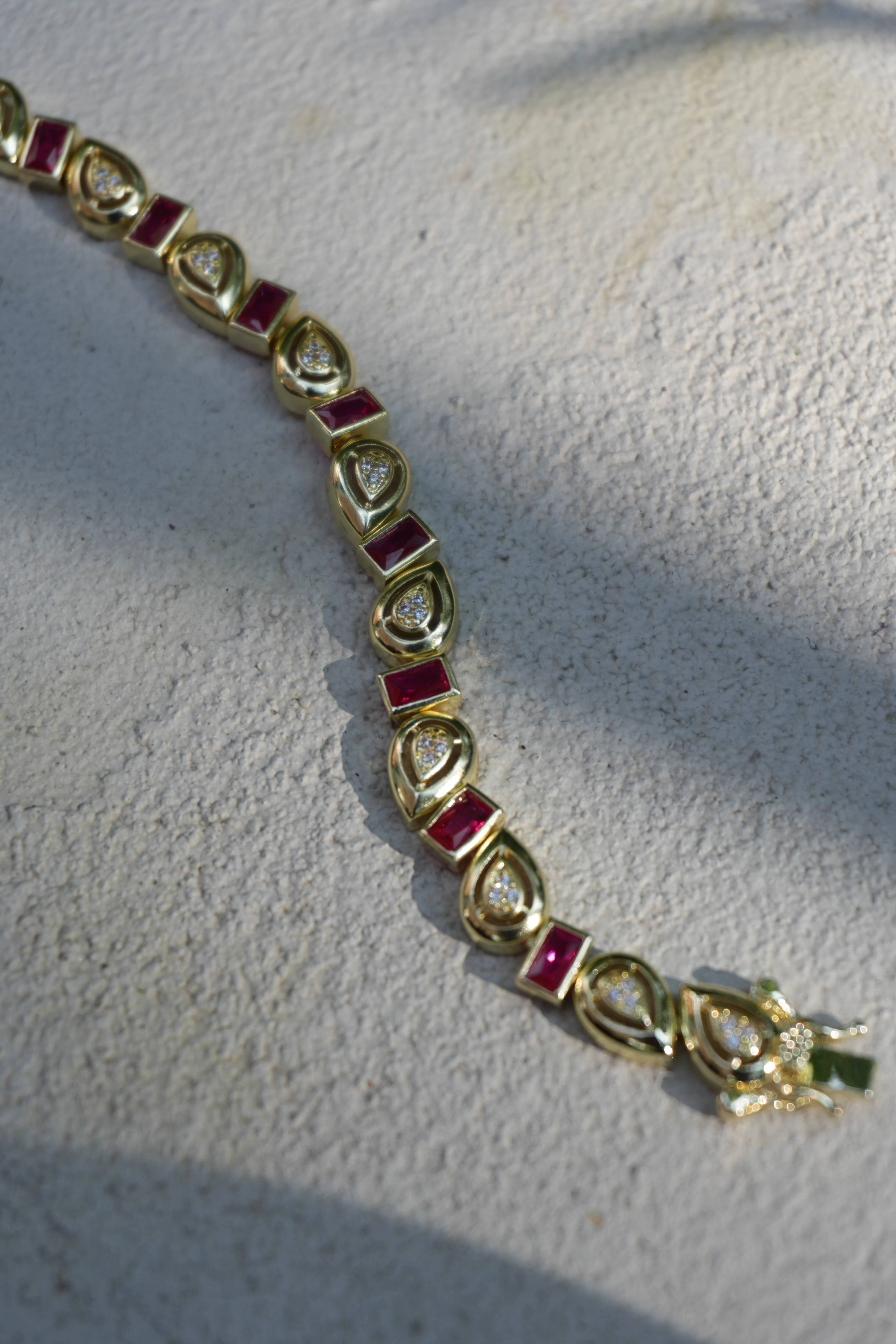 Damla Pembe Taşlı Baget Bileklik | VIP