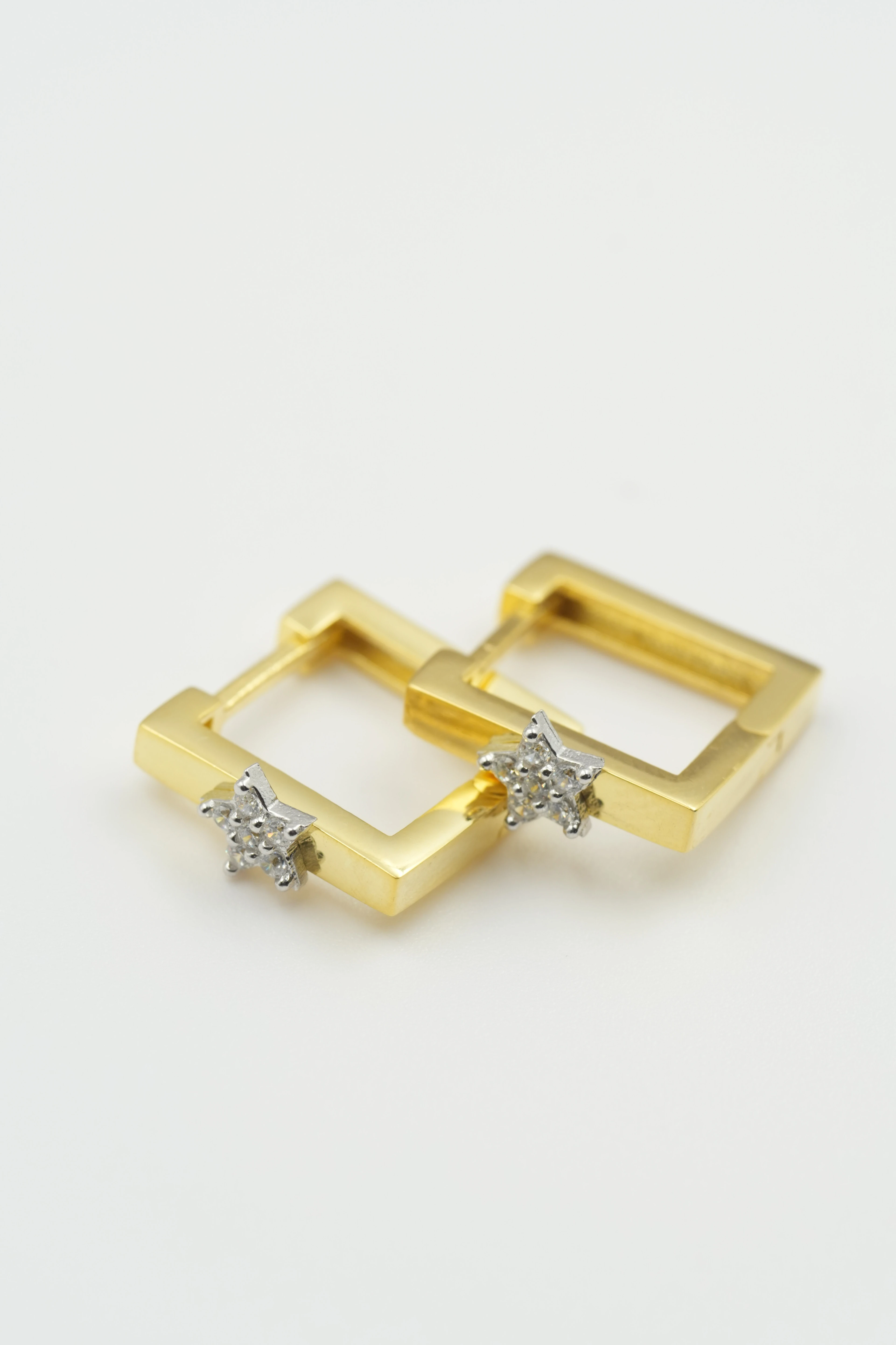 Zuma Minik Yıldızlı Kare Küpe | 925 Ayar Gümüş