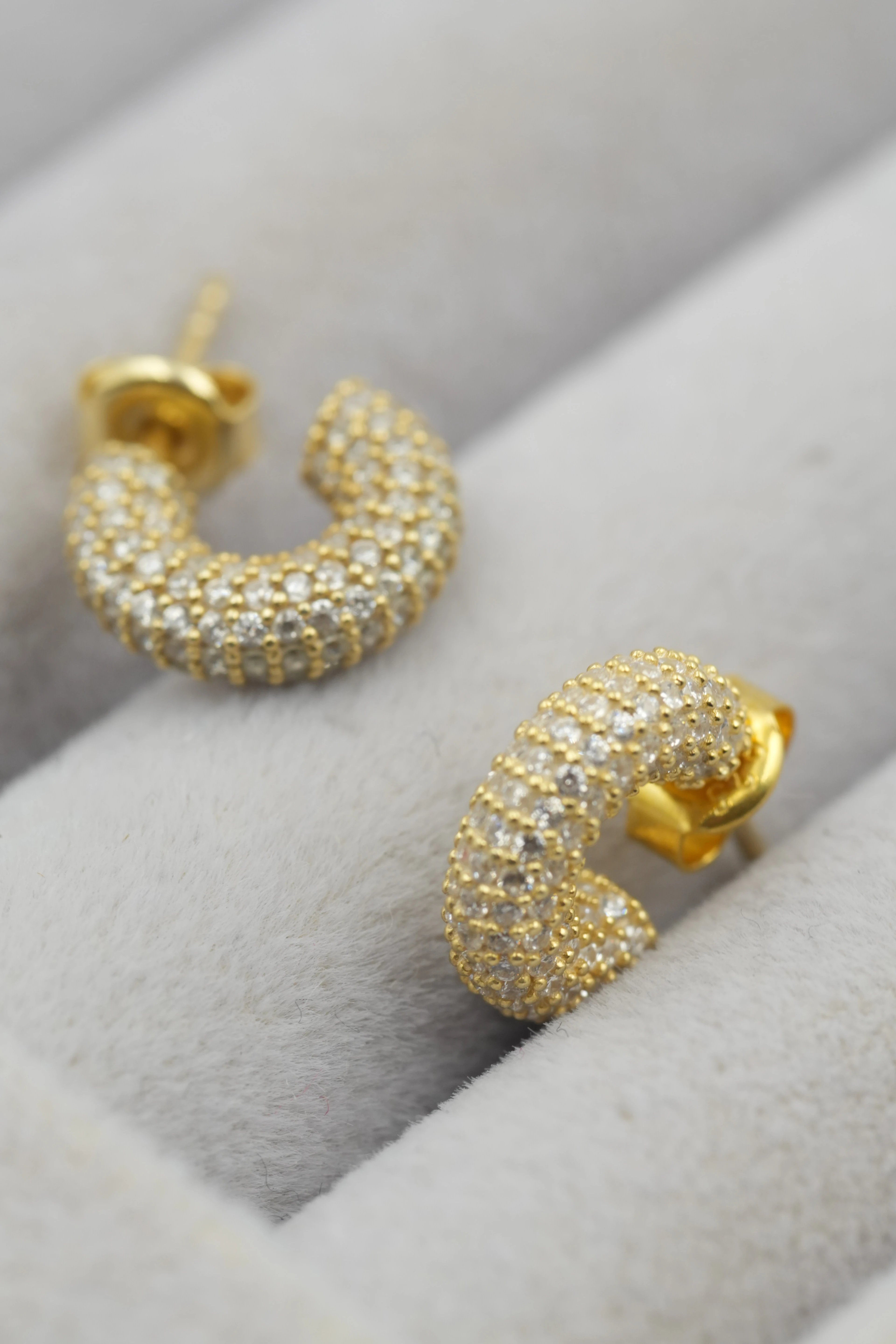 Nova Ful Taşlı Mini Küpe | 925 Ayar Gümüş