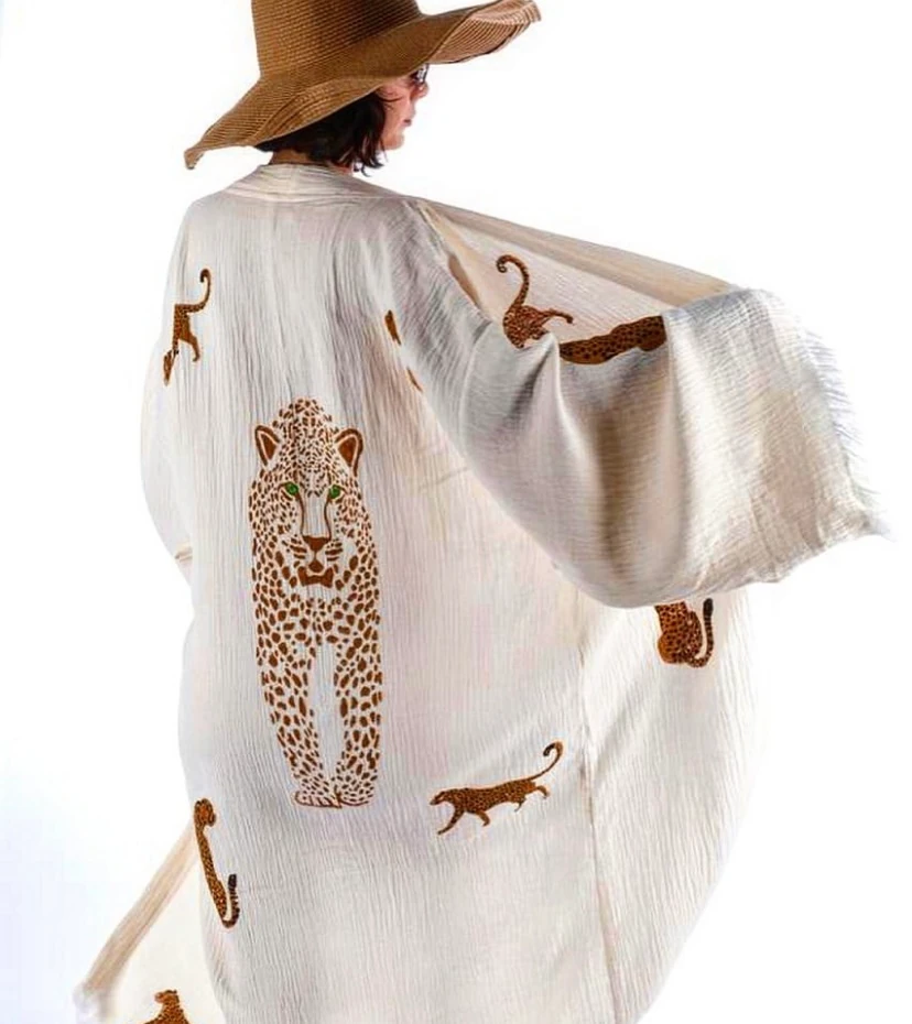 Beyaz Kaplan Desenli Müslin Kaftan