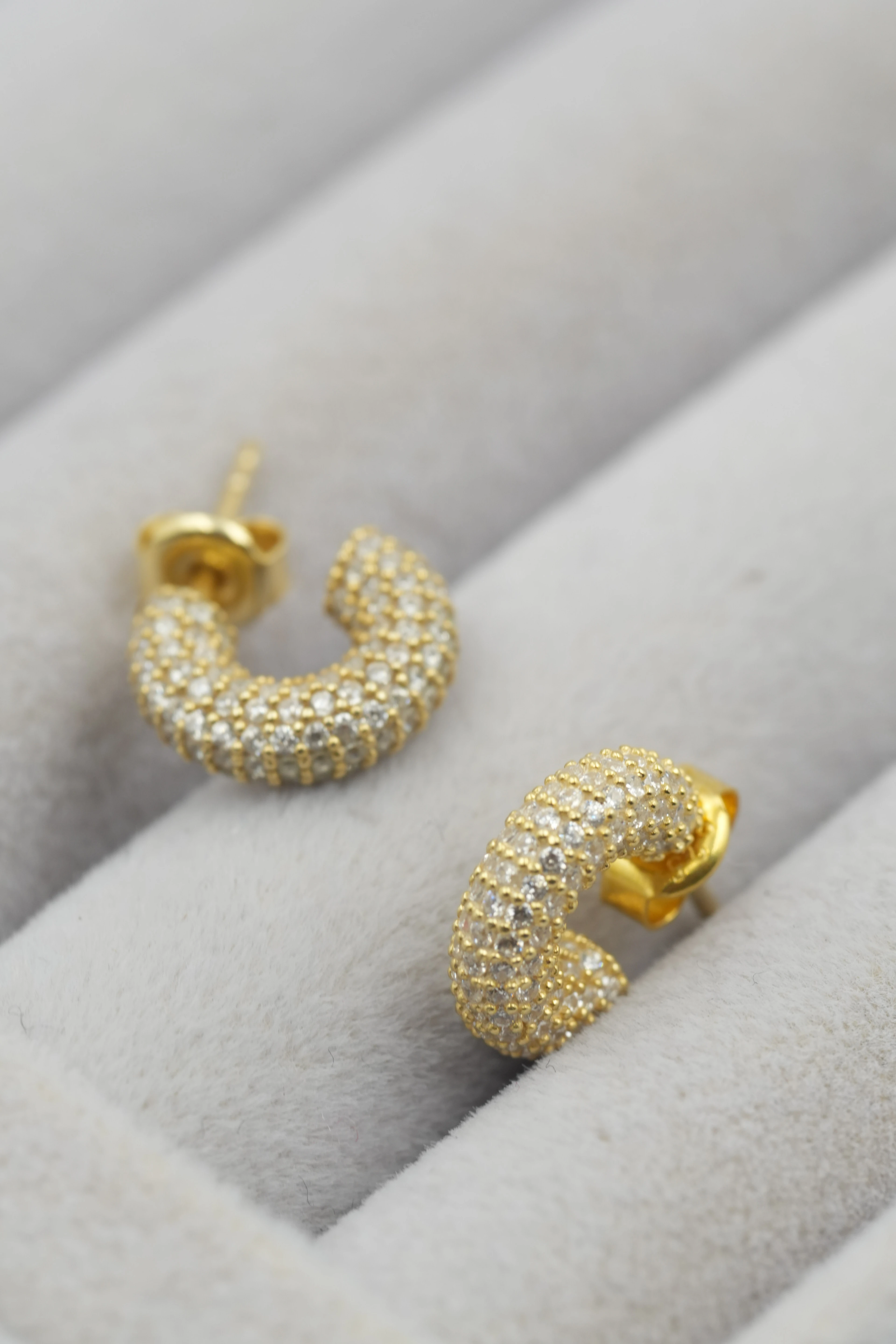 Nova Ful Taşlı Mini Küpe | 925 Ayar Gümüş