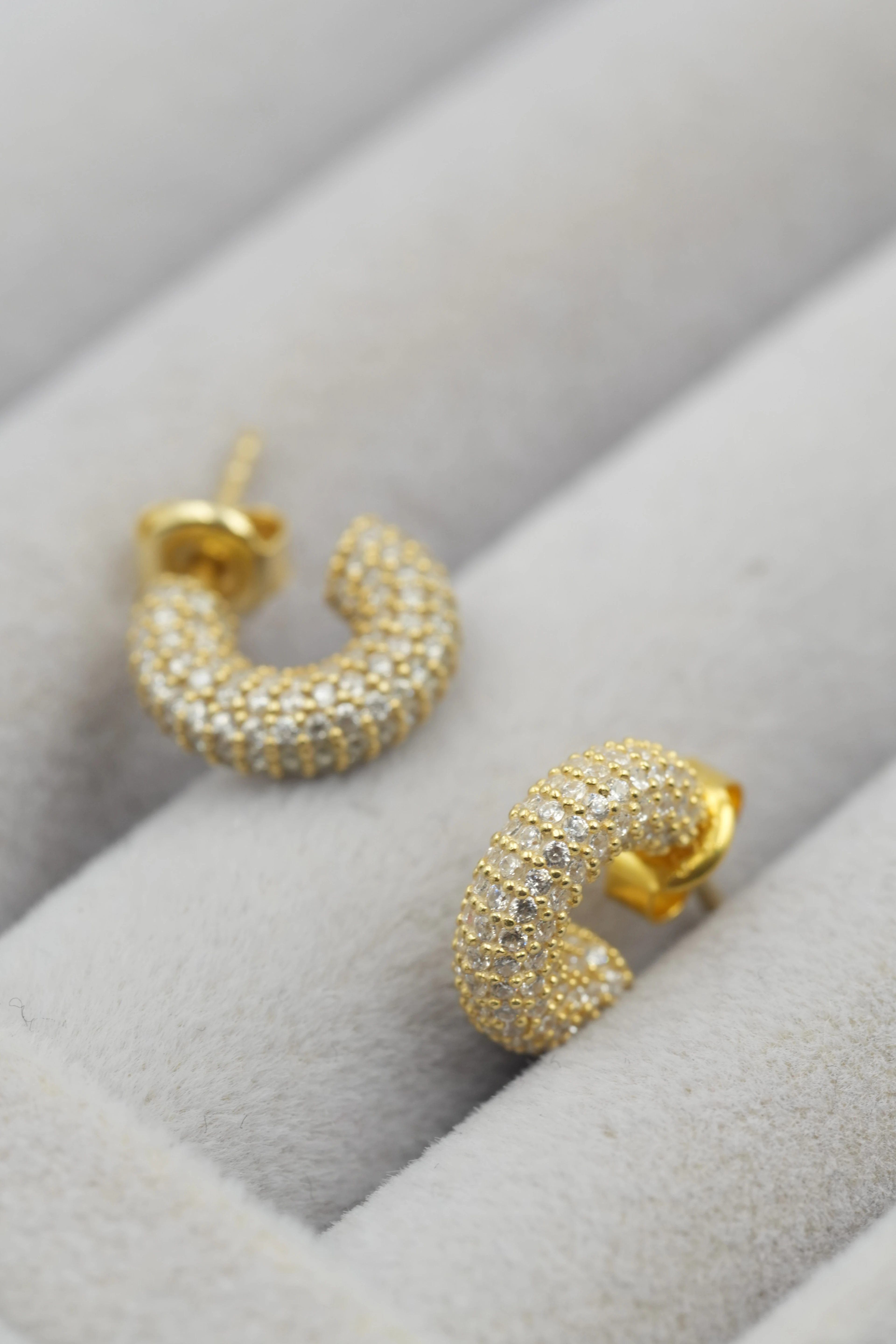 Nova Ful Taşlı Mini Küpe | 925 Ayar Gümüş