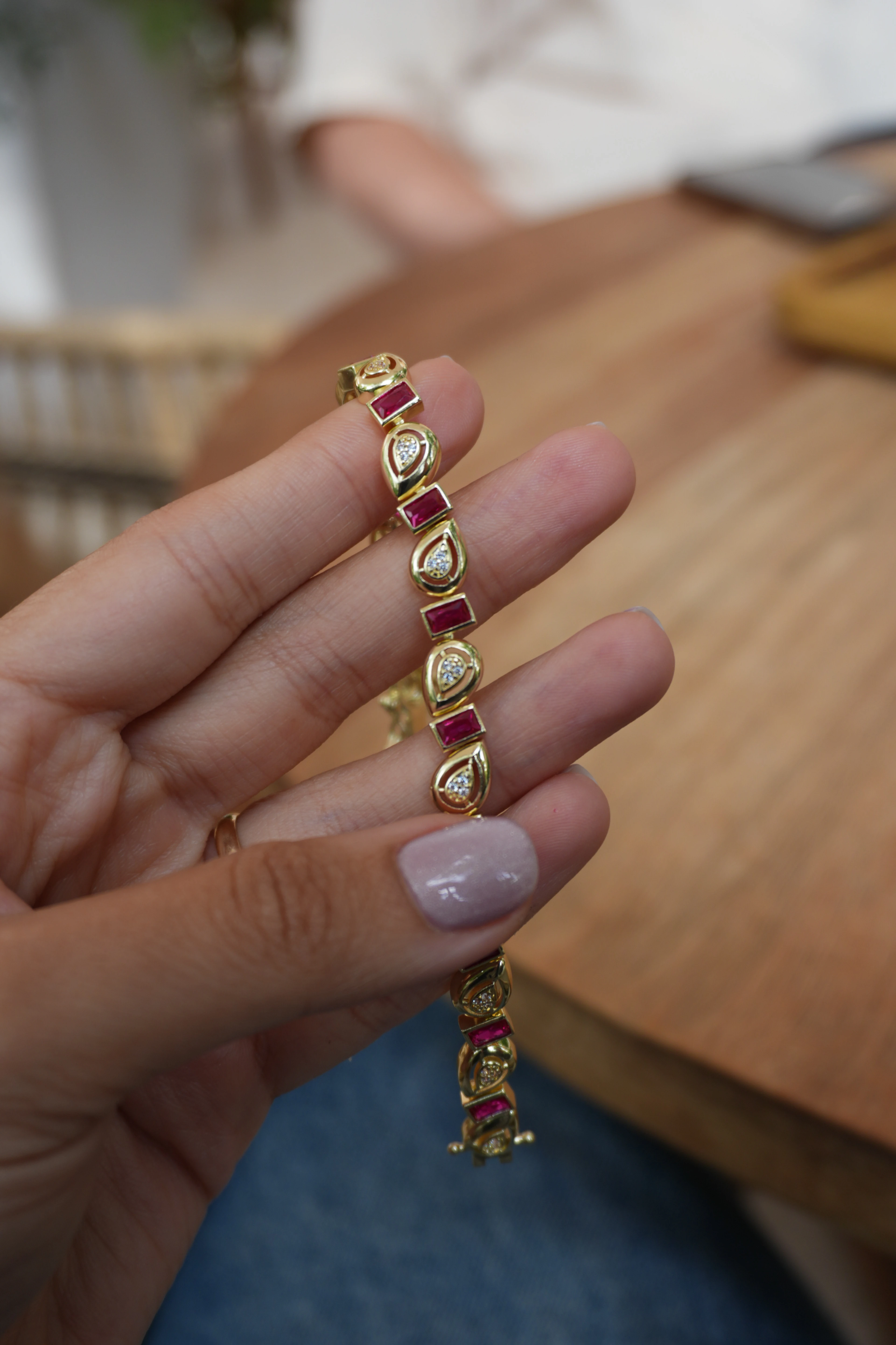 Damla Pembe Taşlı Baget Bileklik | VIP